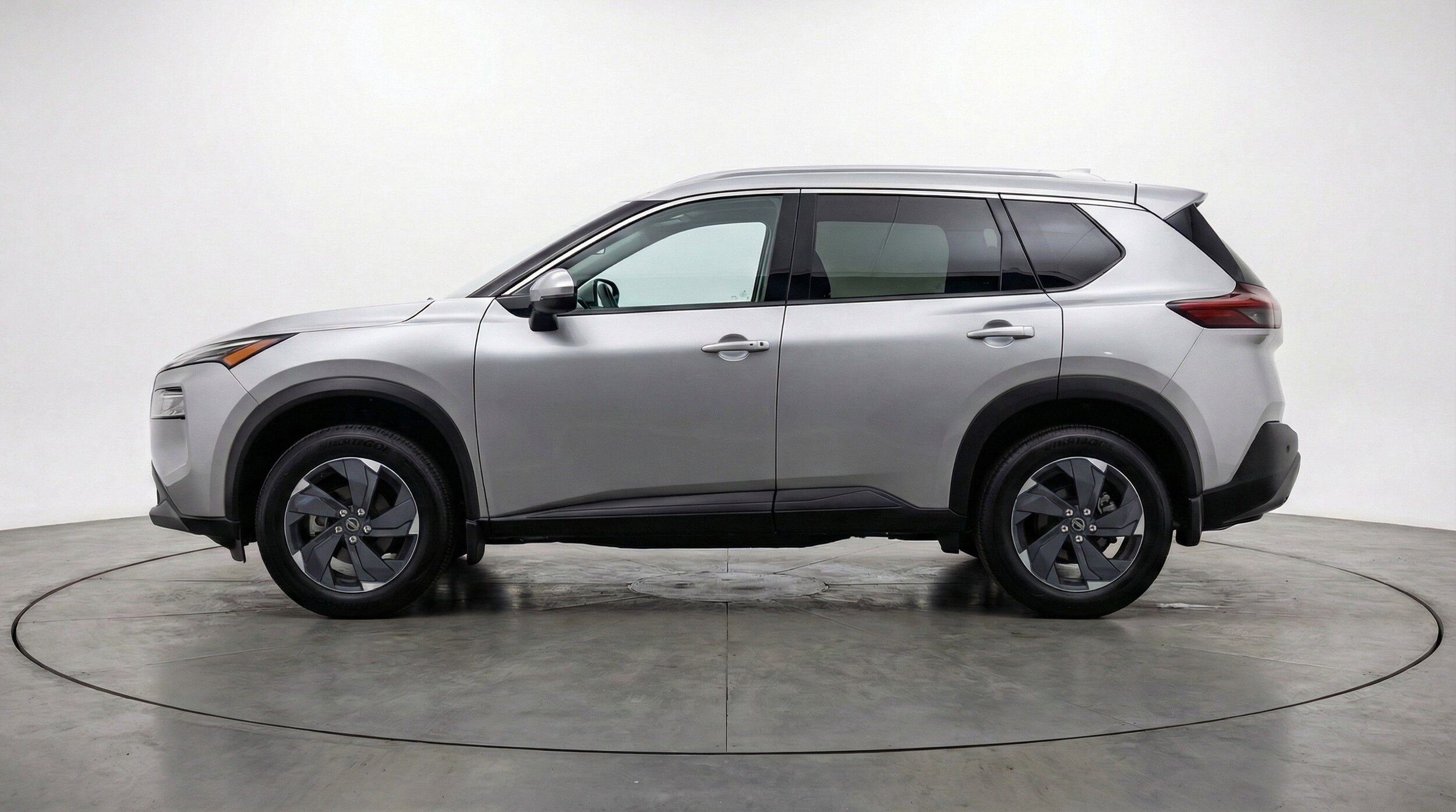 Thumbnail: 2025 Nissan Rogue - 5