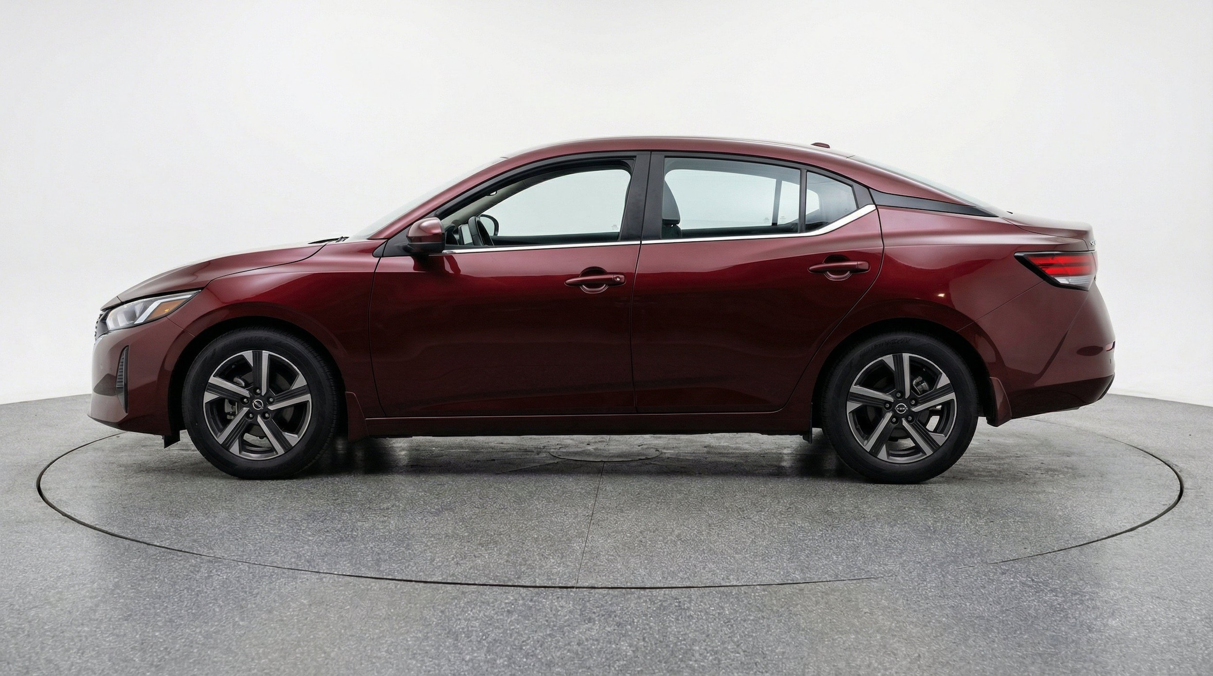 Thumbnail: 2025 Nissan Sentra - 5
