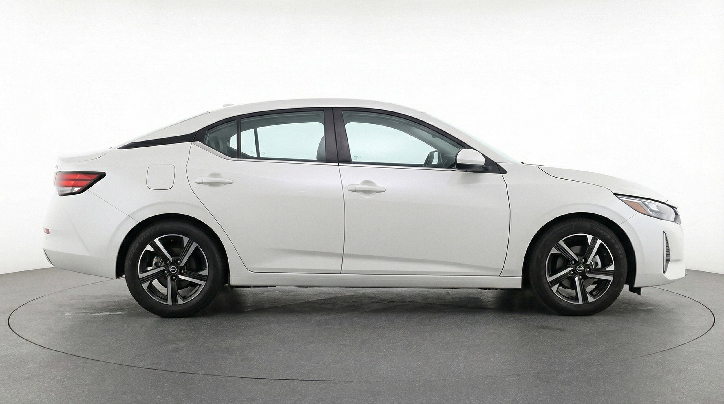 Thumbnail: 2025 Nissan Sentra - 11