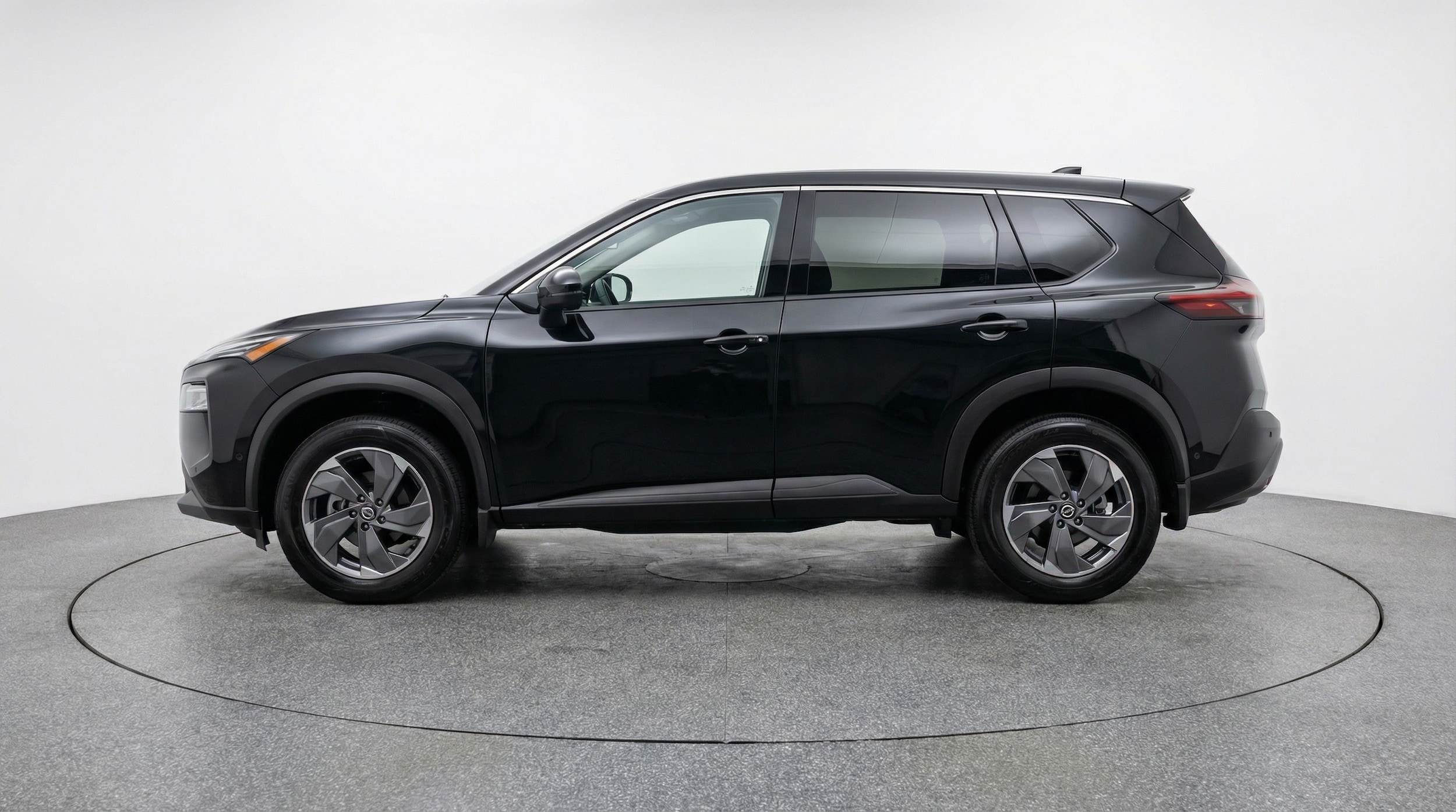 Thumbnail: 2025 Nissan Rogue - 4