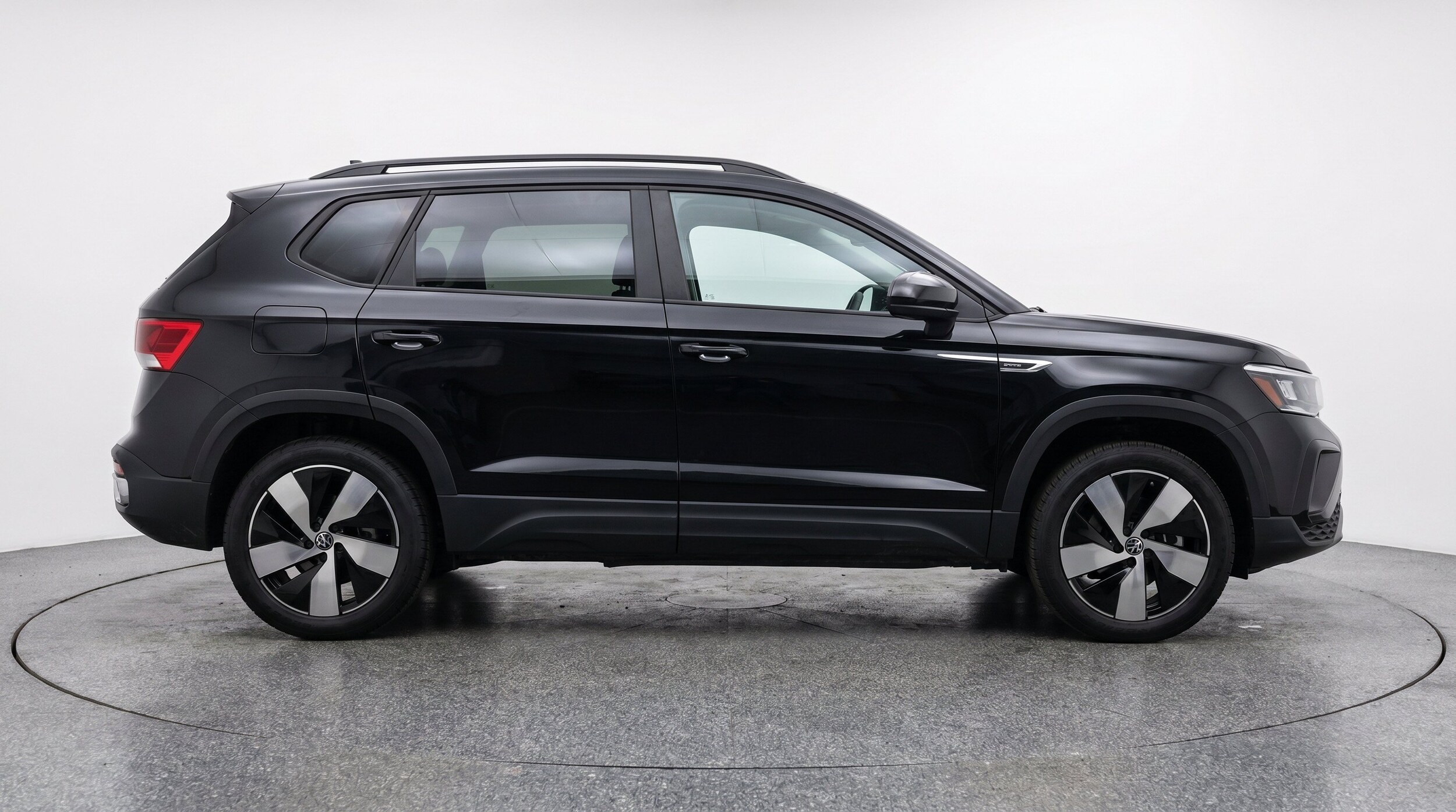 Thumbnail: 2026 Volkswagen Taos - 11