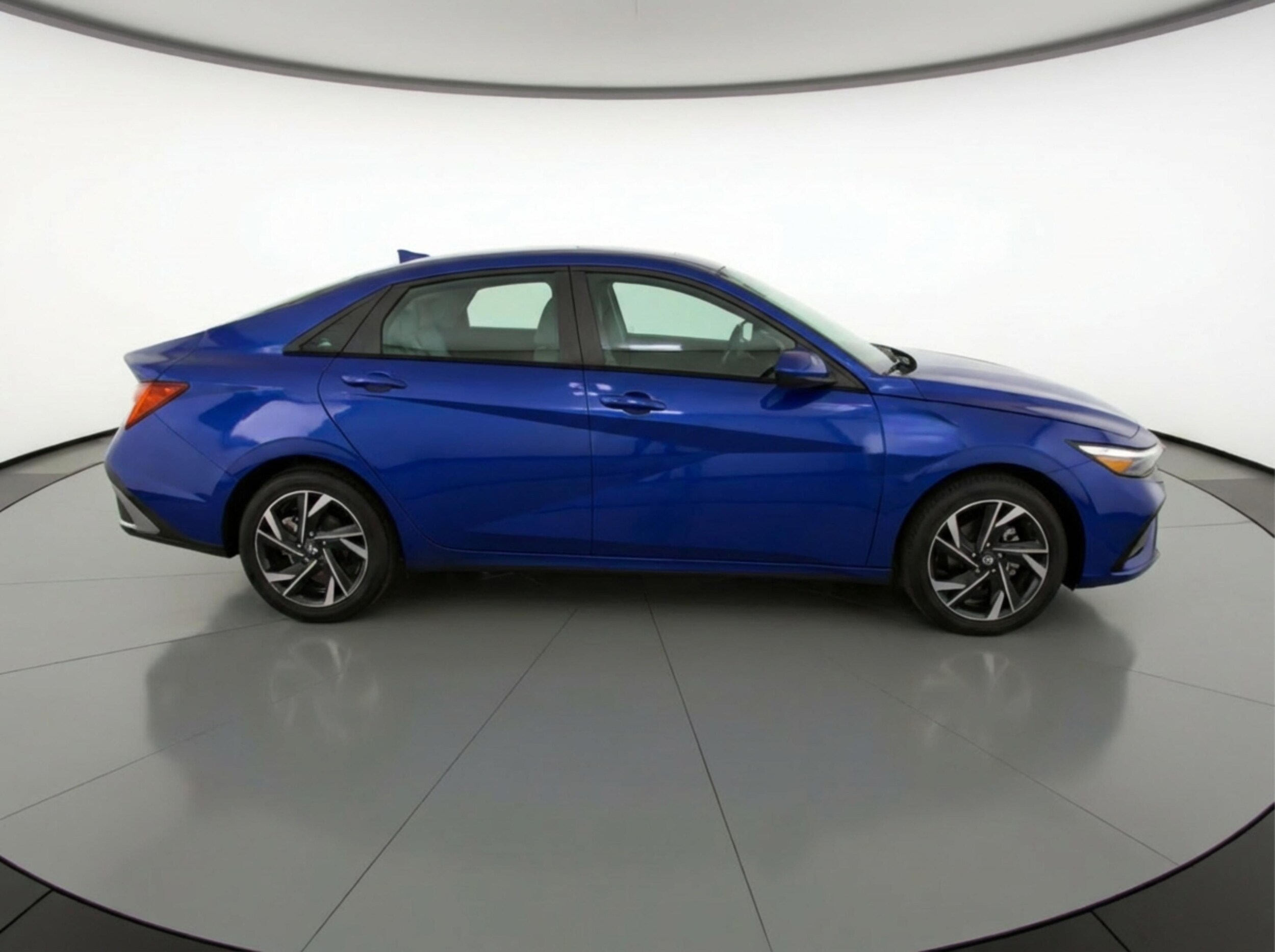 Thumbnail: 2025 Hyundai Elantra - 8