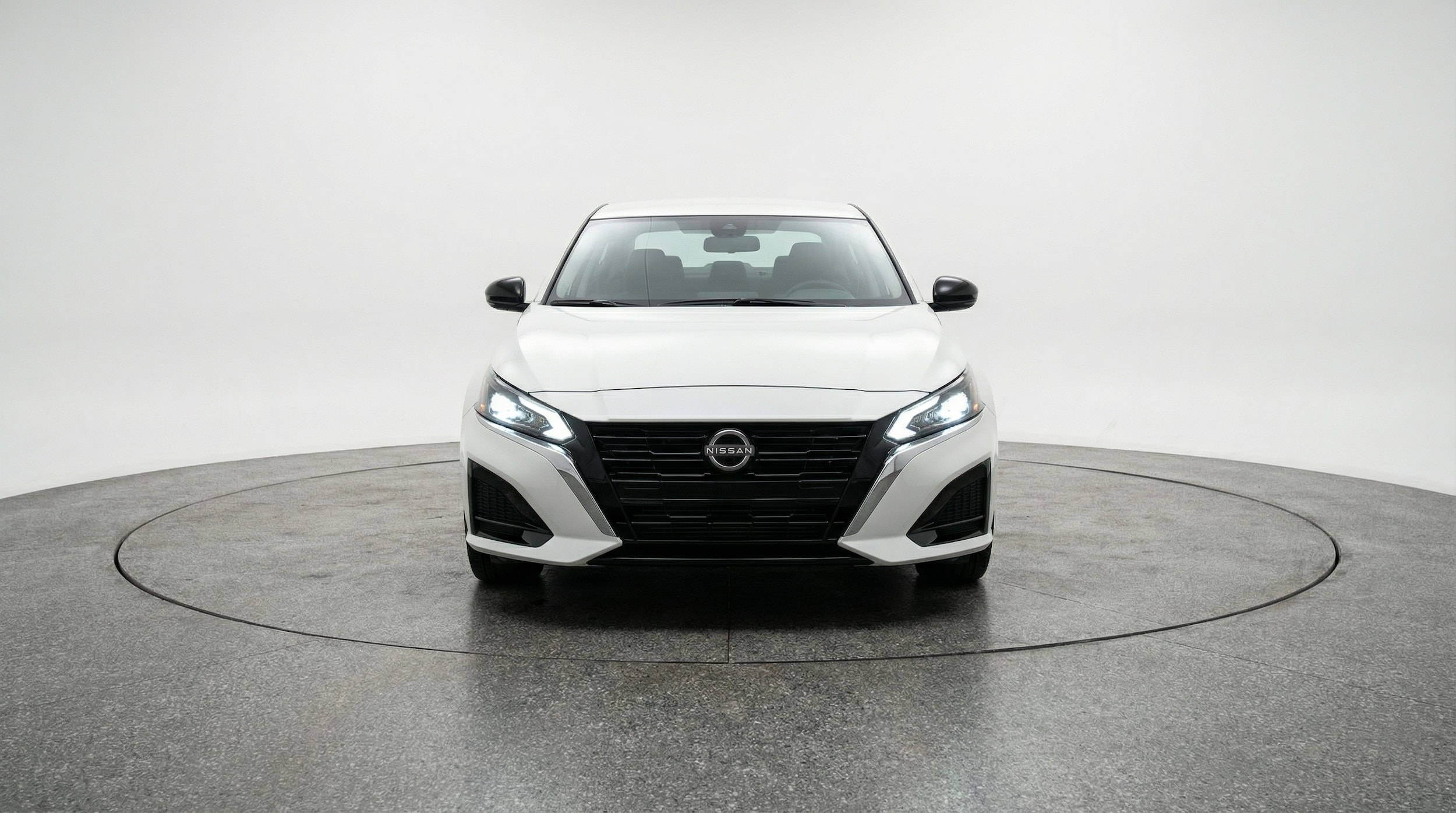 Thumbnail: 2025 Nissan Altima - 2