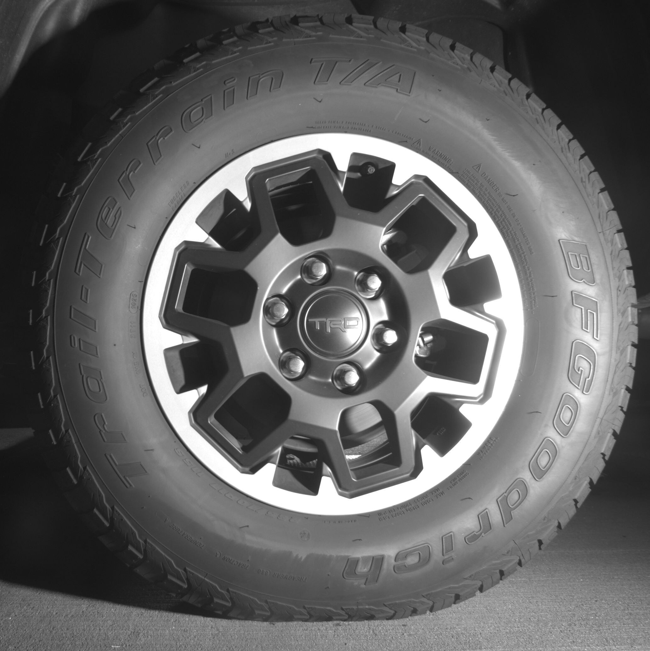 Thumbnail: 2025 Toyota Tacoma - 11