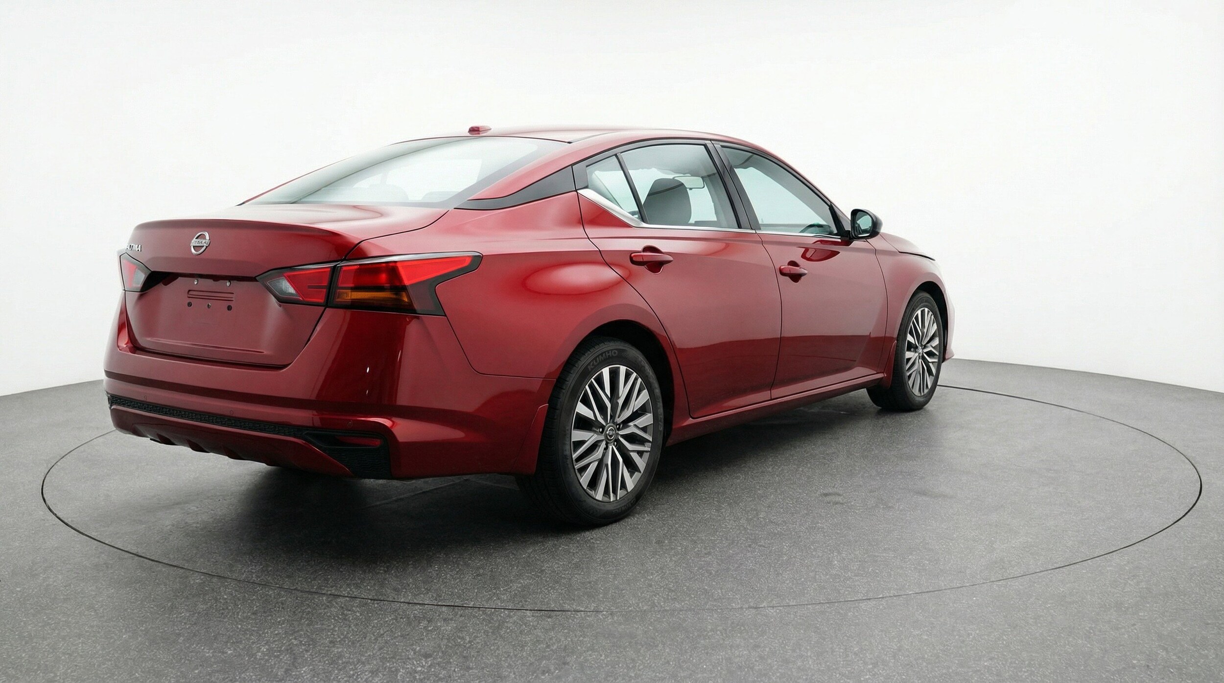 Thumbnail: 2025 Nissan Altima - 9