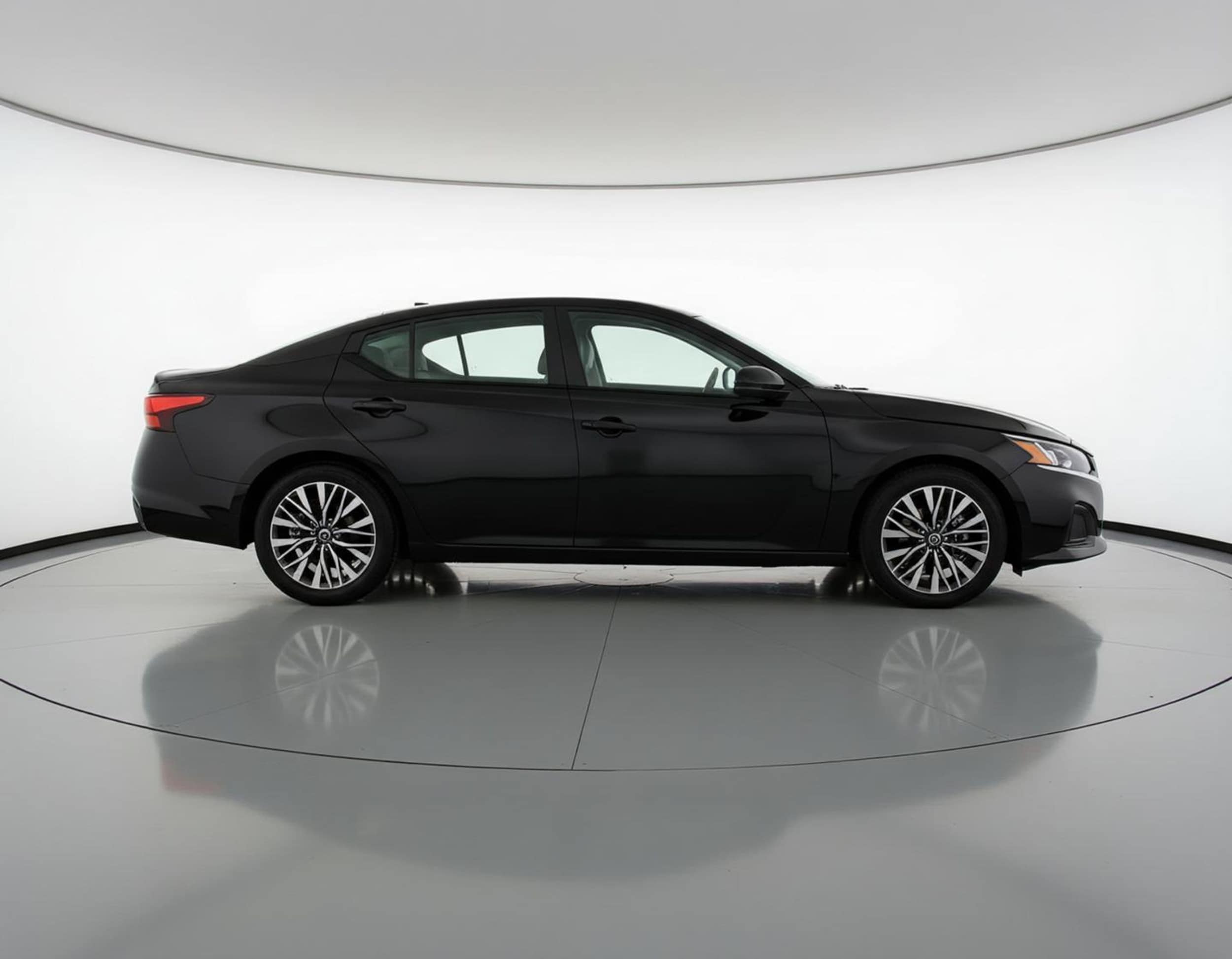 Thumbnail: 2025 Nissan Altima - 8