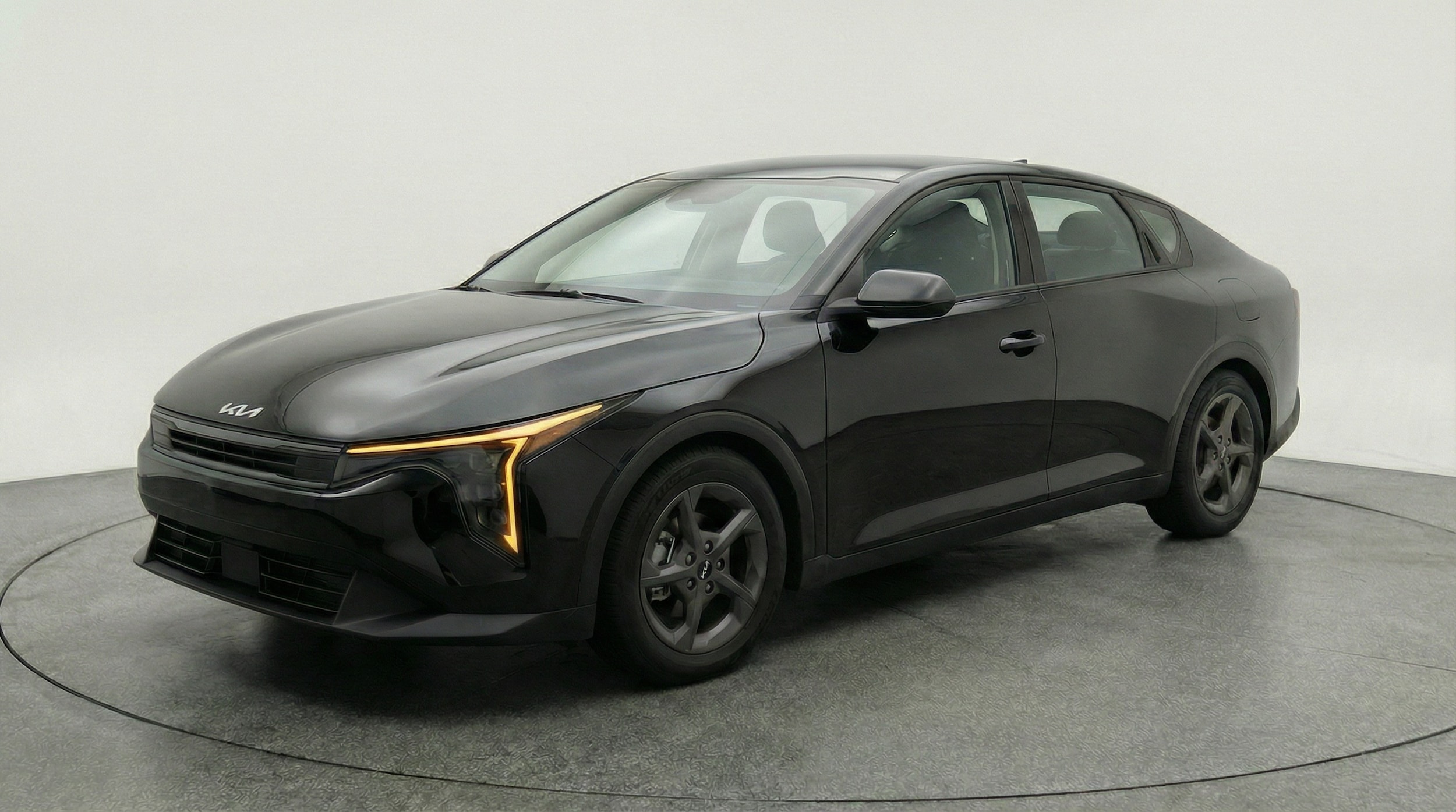 Thumbnail: 2025 Kia K4 - 3