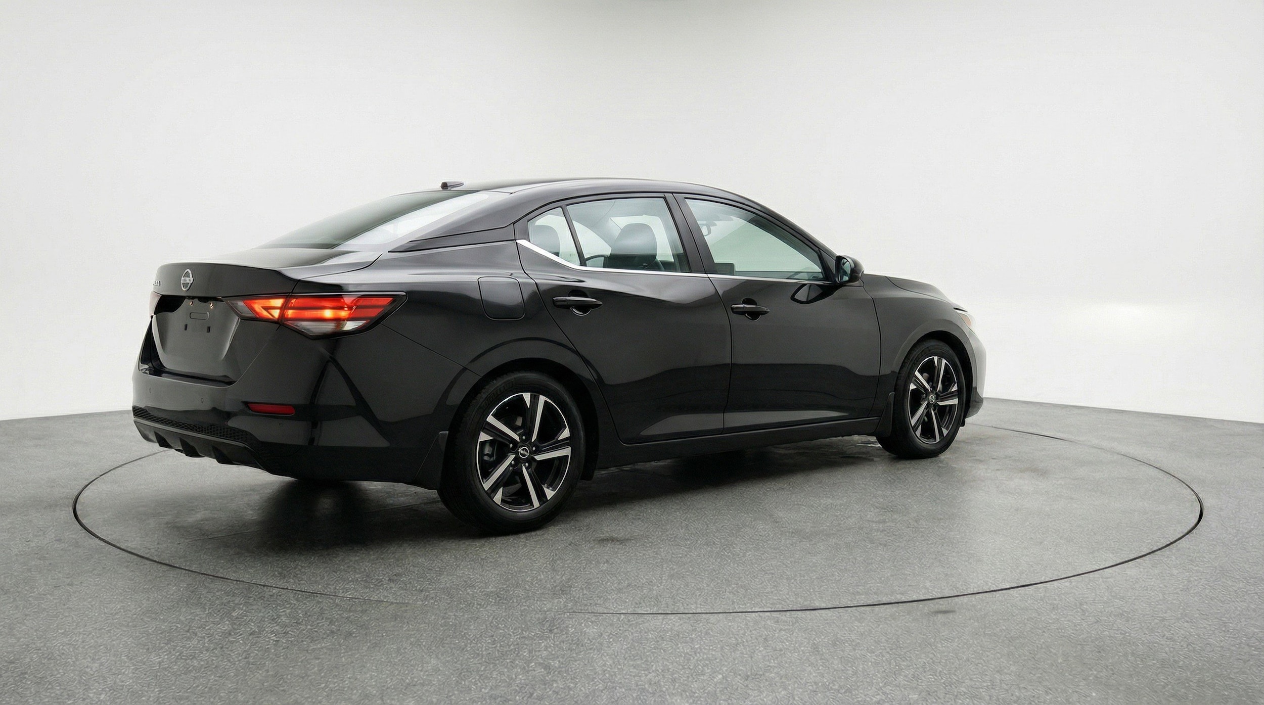 Thumbnail: 2025 Nissan Sentra - 9