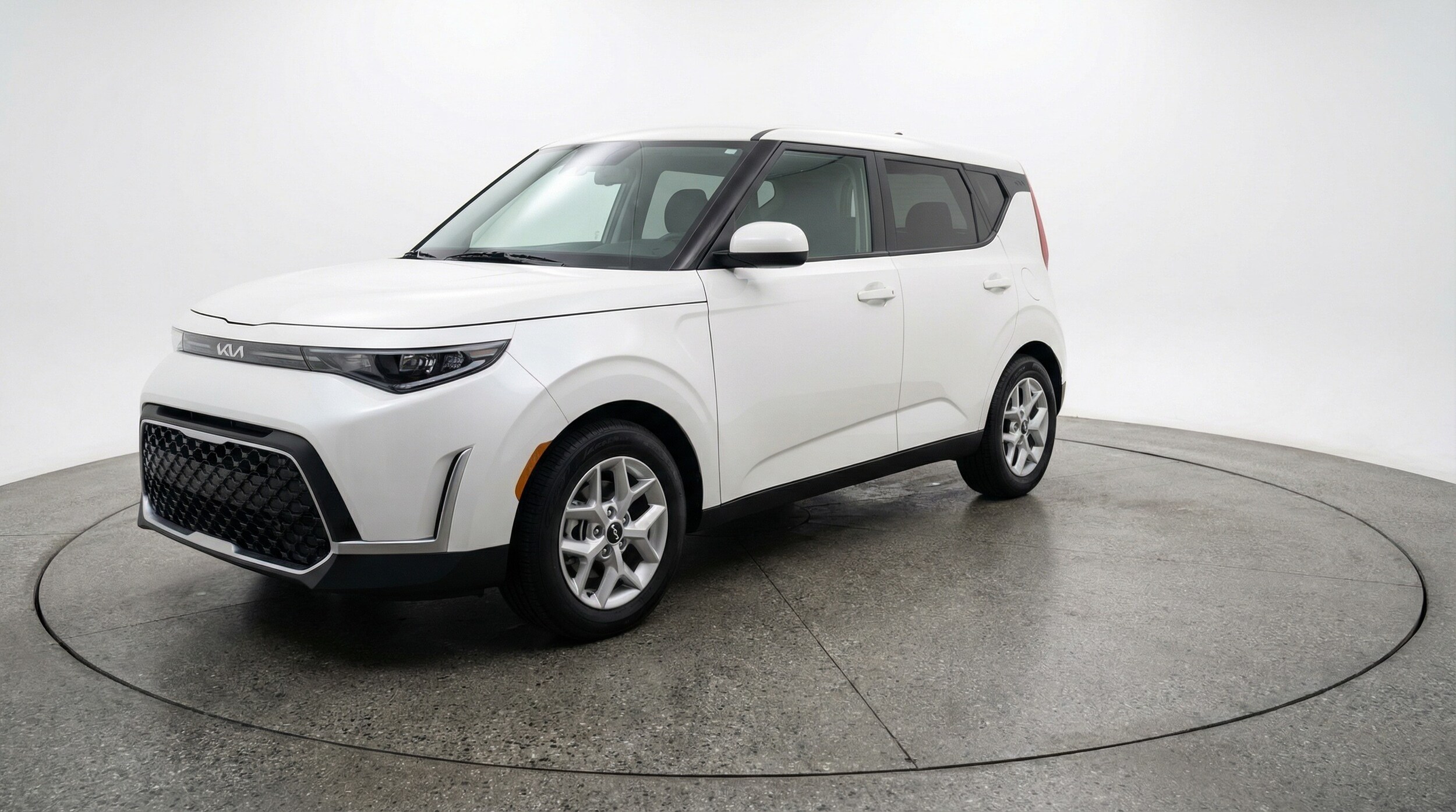 Thumbnail: 2025 Kia Soul - 3