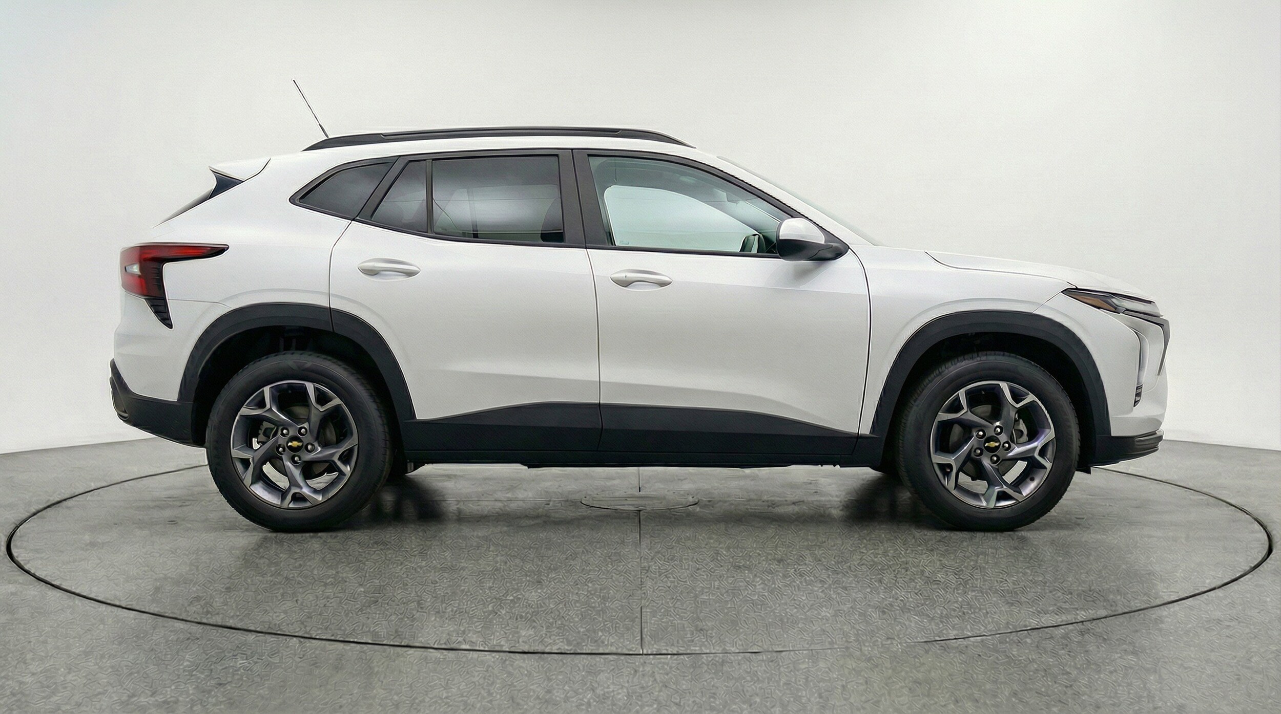Thumbnail: 2025 Chevrolet Trax - 11