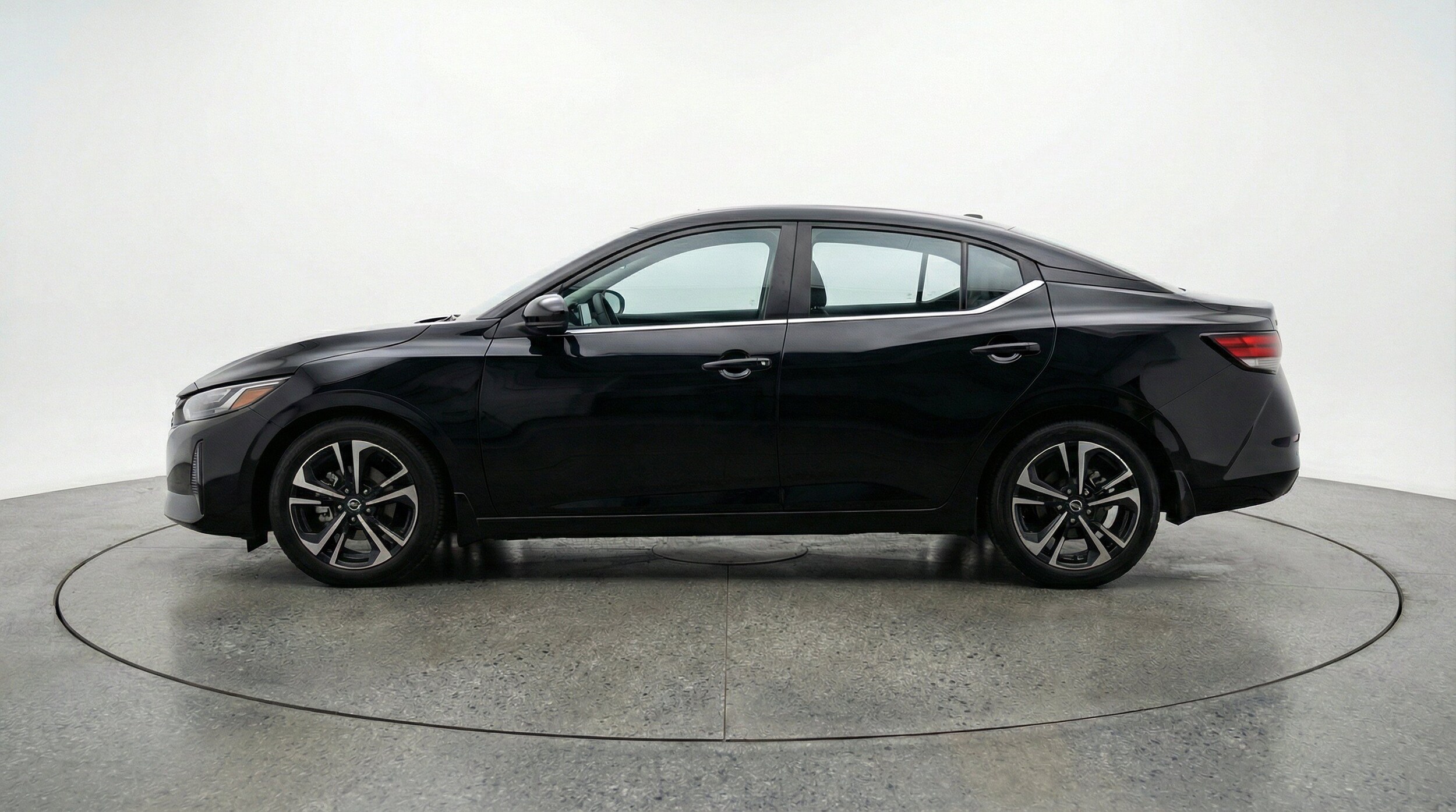 Thumbnail: 2025 Nissan Sentra - 5