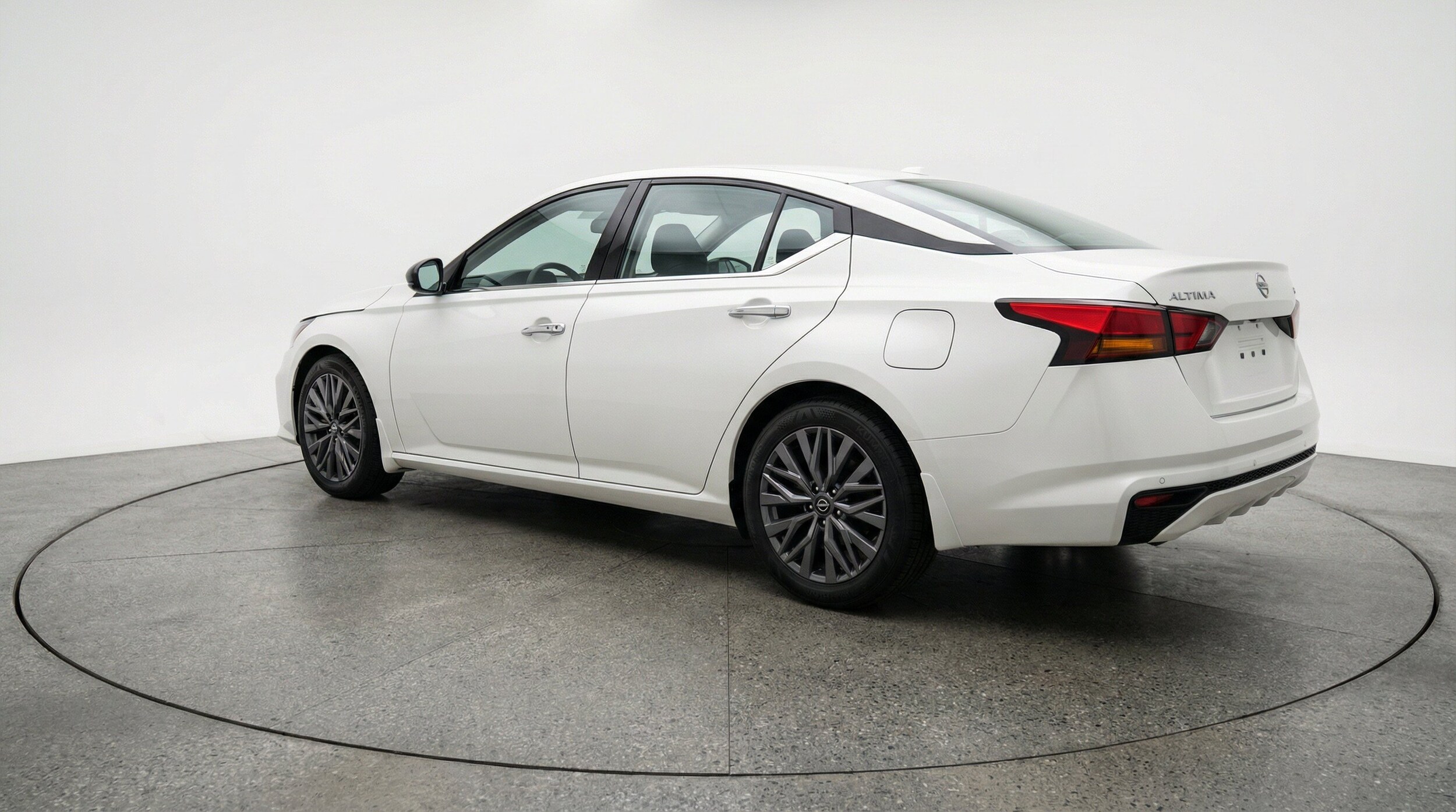 Thumbnail: 2025 Nissan Altima - 6