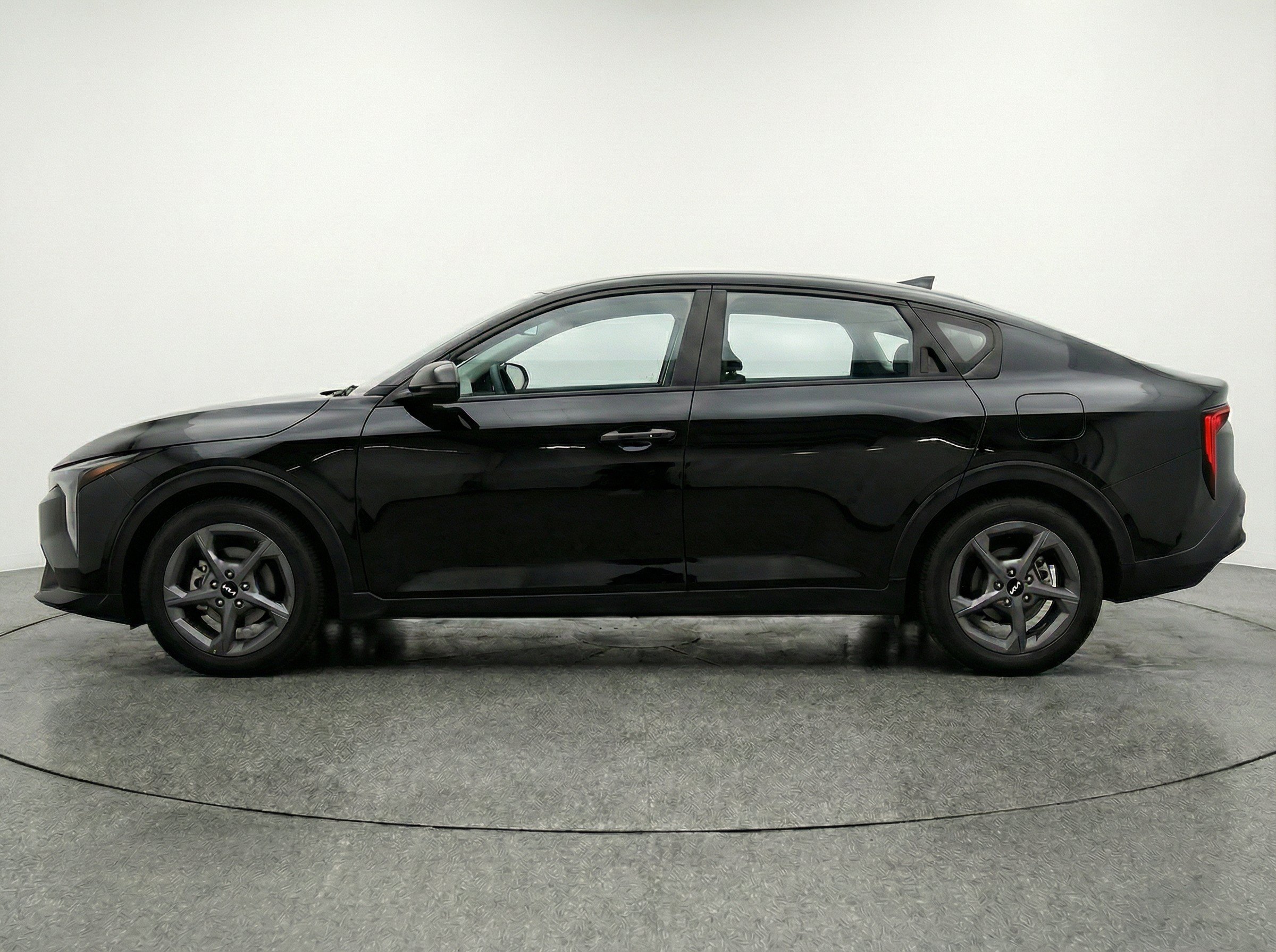 Thumbnail: 2025 Kia K4 - 5