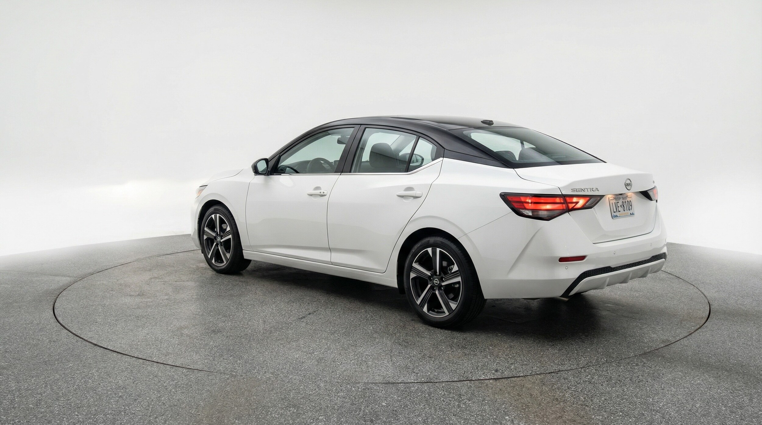 Thumbnail: 2025 Nissan Sentra - 5