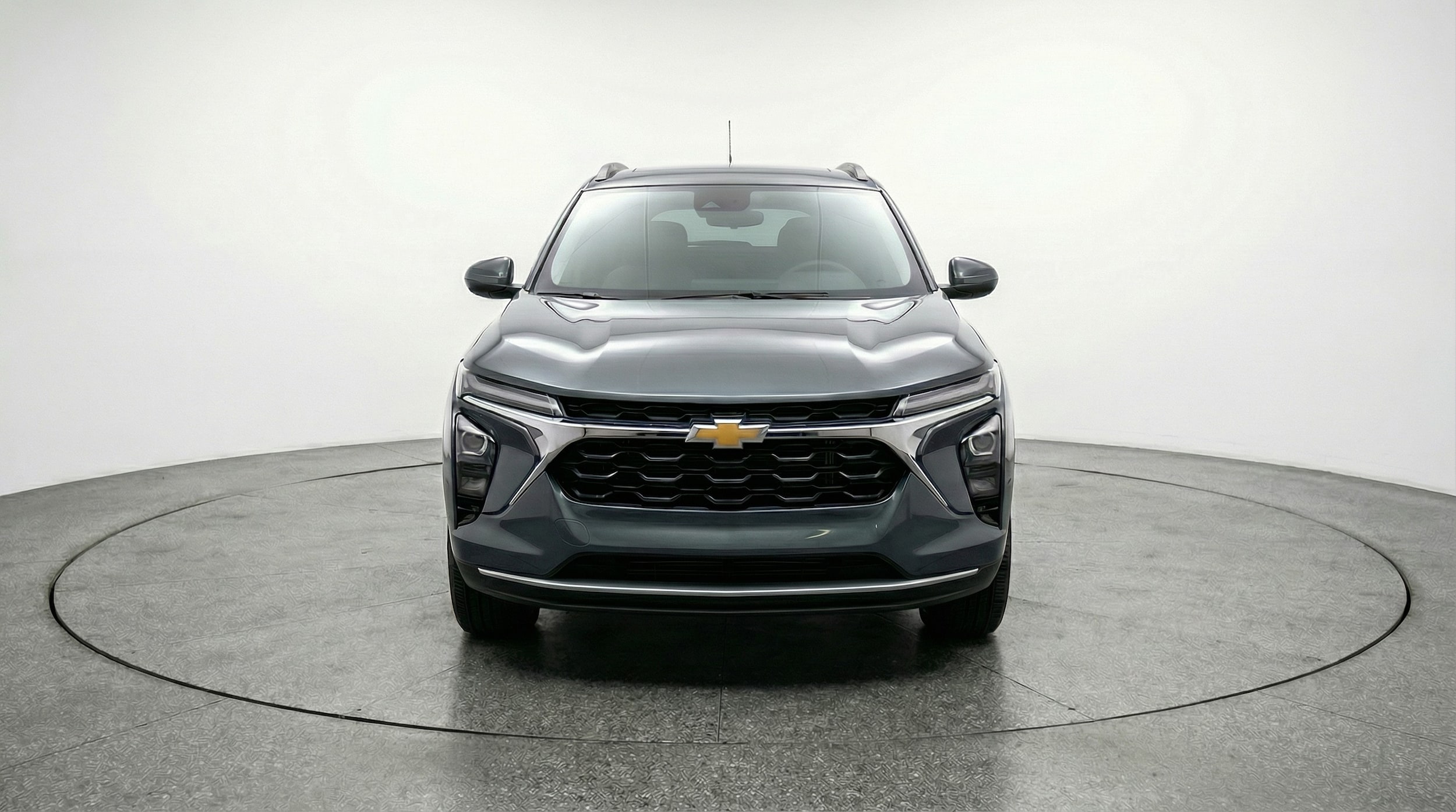 Thumbnail: 2025 Chevrolet Trax - 2