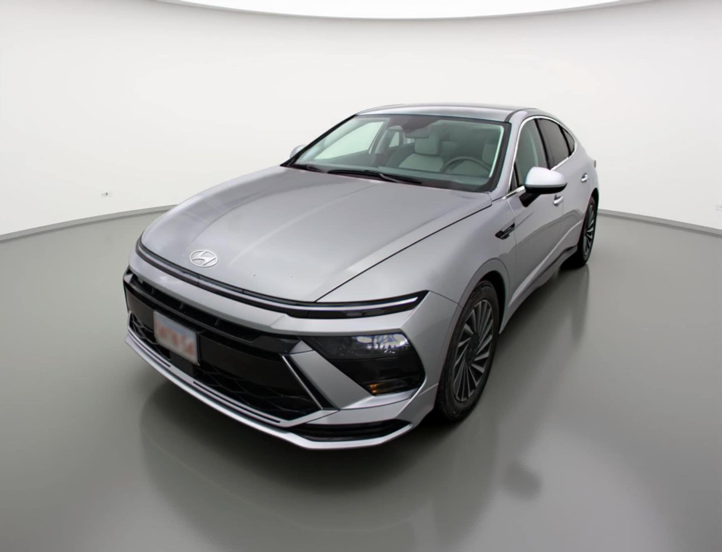 Thumbnail: 2024 Hyundai Sonata - 3