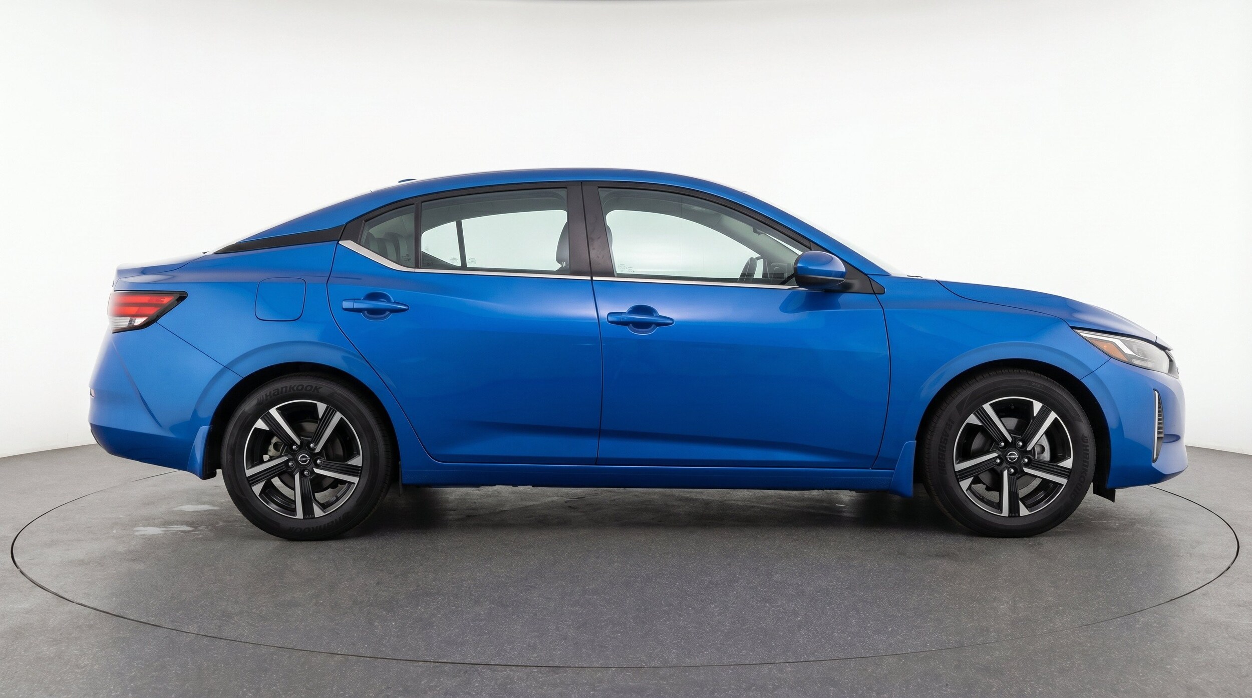 Thumbnail: 2025 Nissan Sentra - 11