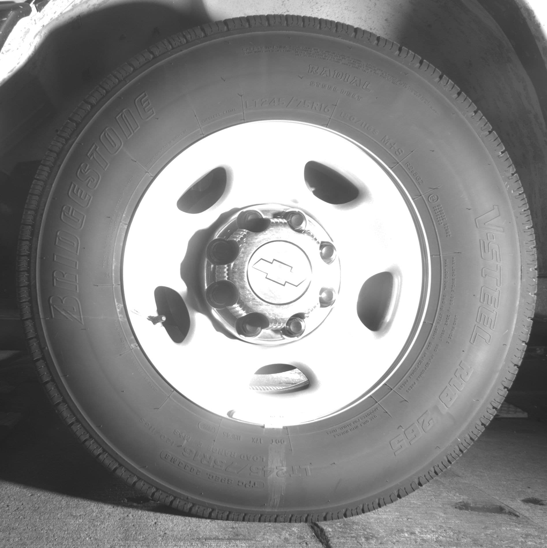 Thumbnail: 2025 Chevrolet Express - 9