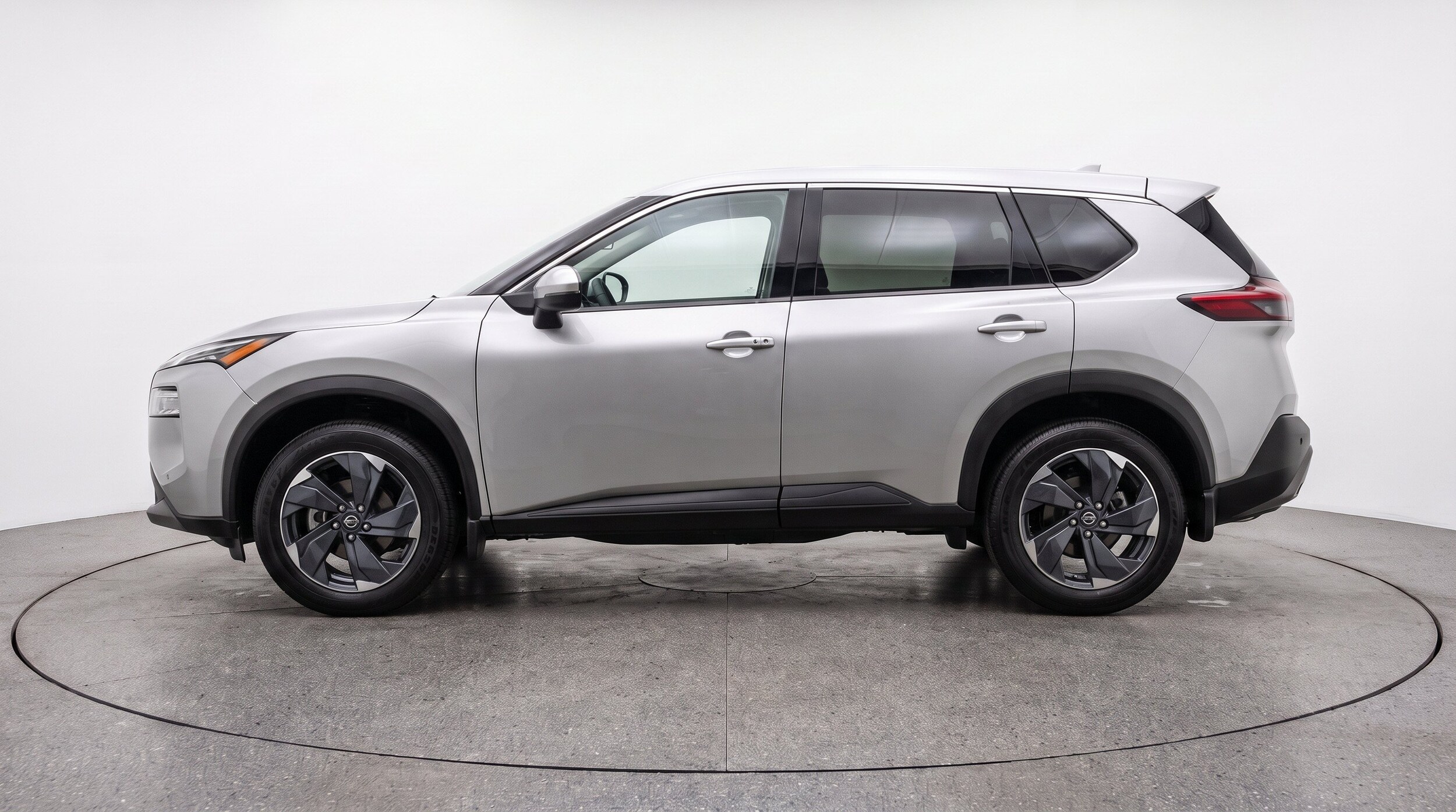 Thumbnail: 2025 Nissan Rogue - 5