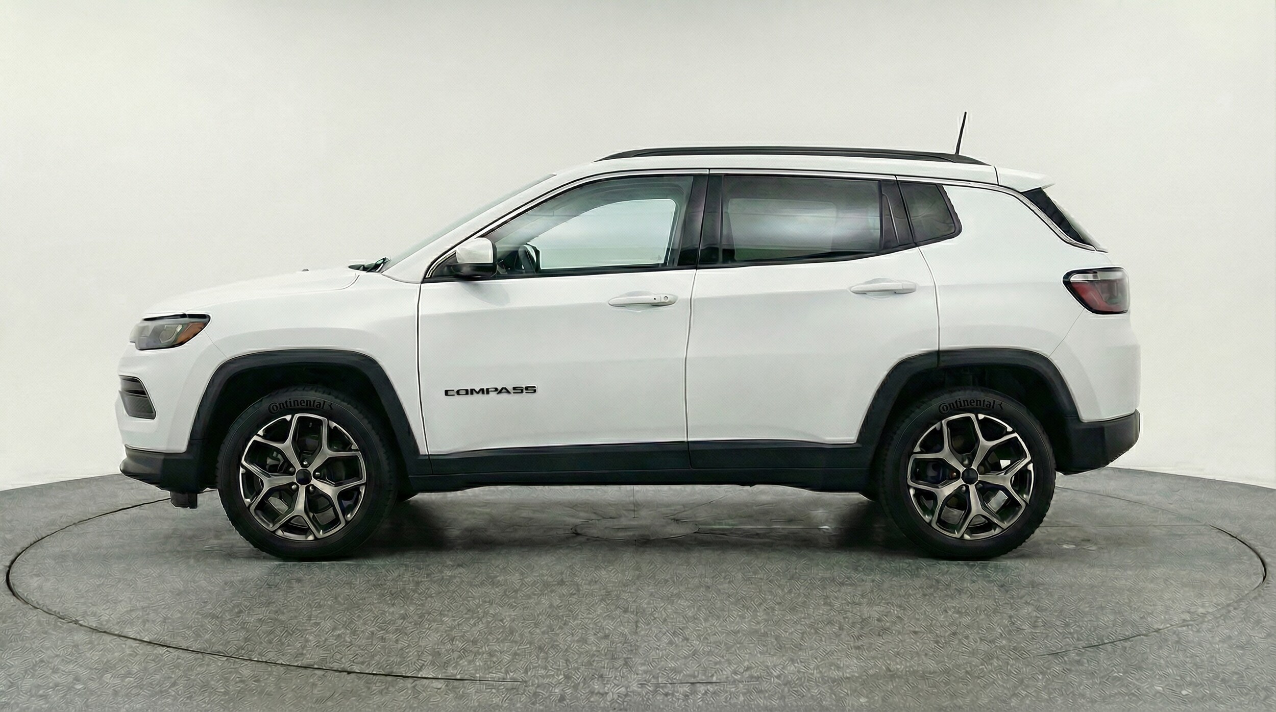 Thumbnail: 2025 Jeep Compass - 4