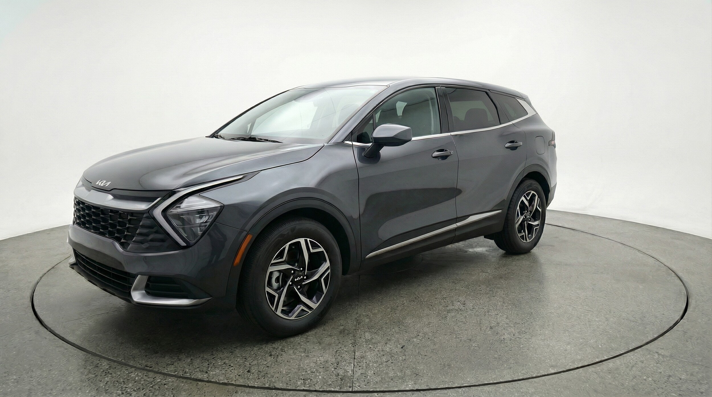 Thumbnail: 2025 Kia Sportage - 3