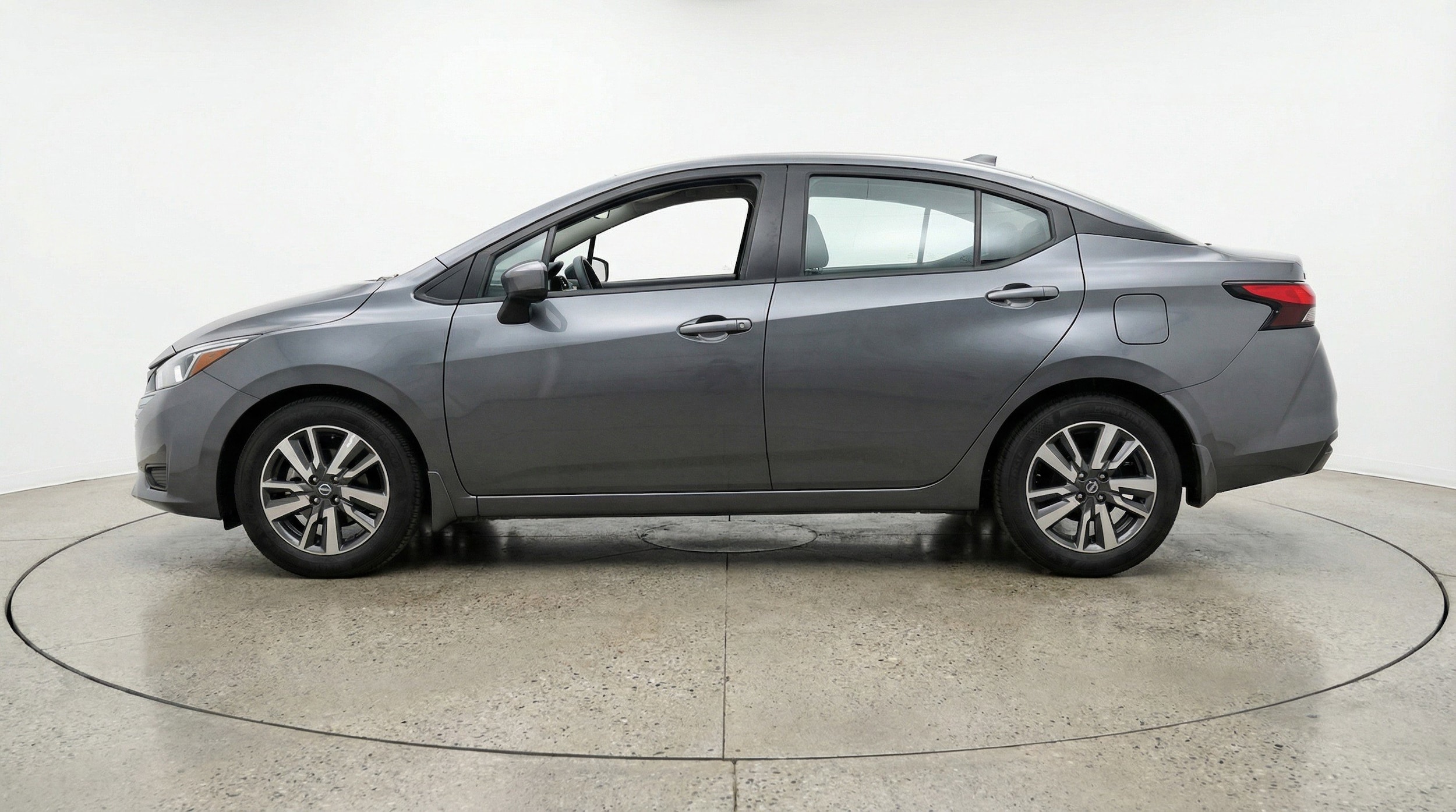 Thumbnail: 2025 Nissan Versa - 5