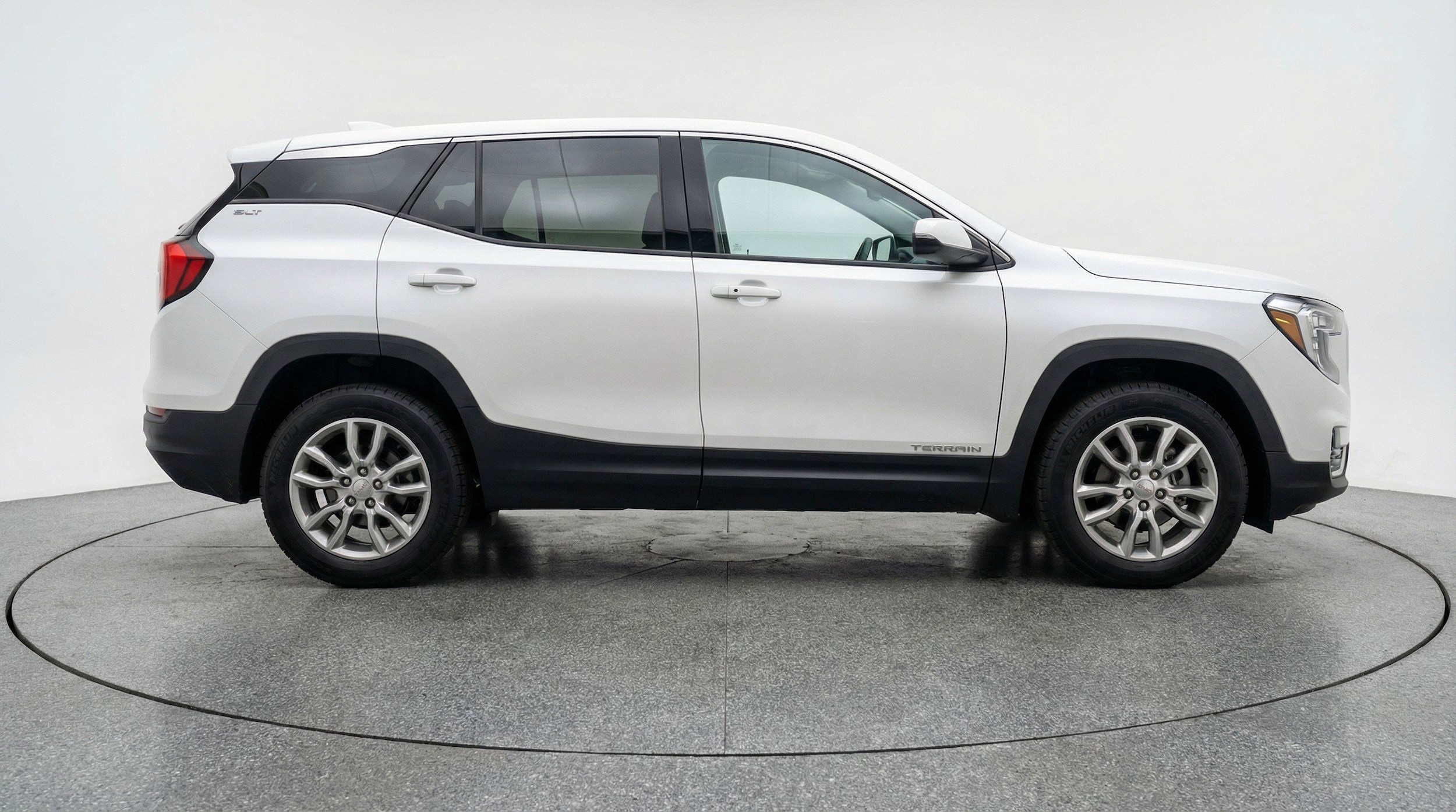 Thumbnail: 2024 GMC Terrain - 11