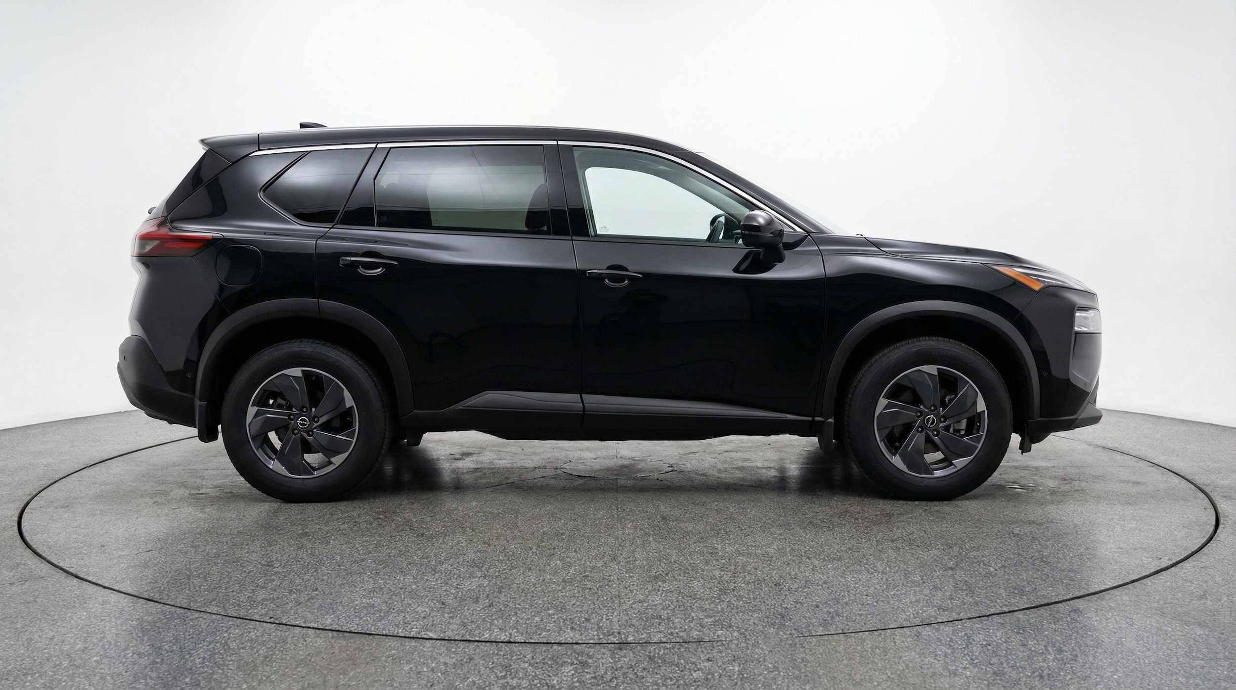 Thumbnail: 2025 Nissan Rogue - 4