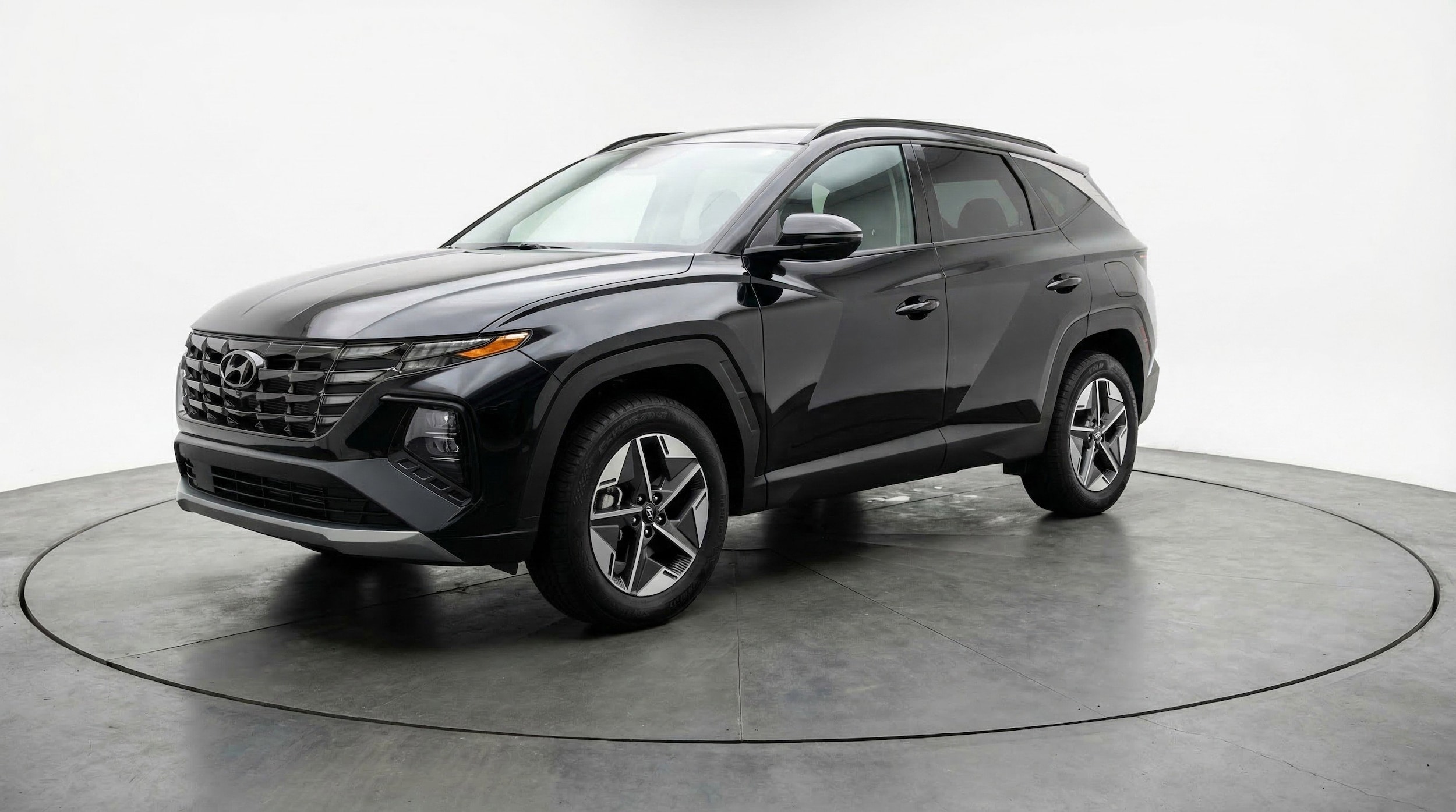 Thumbnail: 2025 Hyundai Tucson - 3