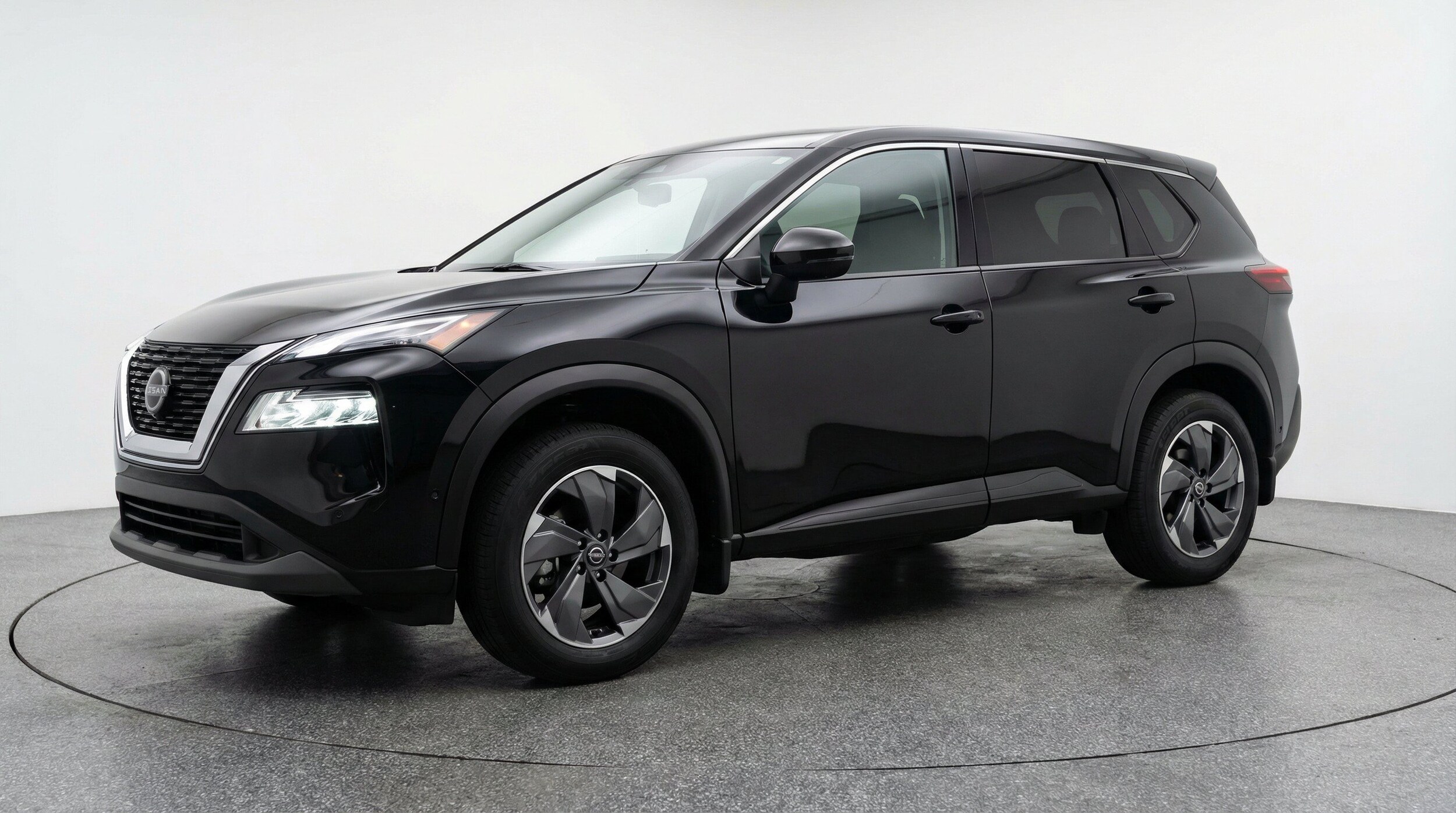 Thumbnail: 2025 Nissan Rogue - 3