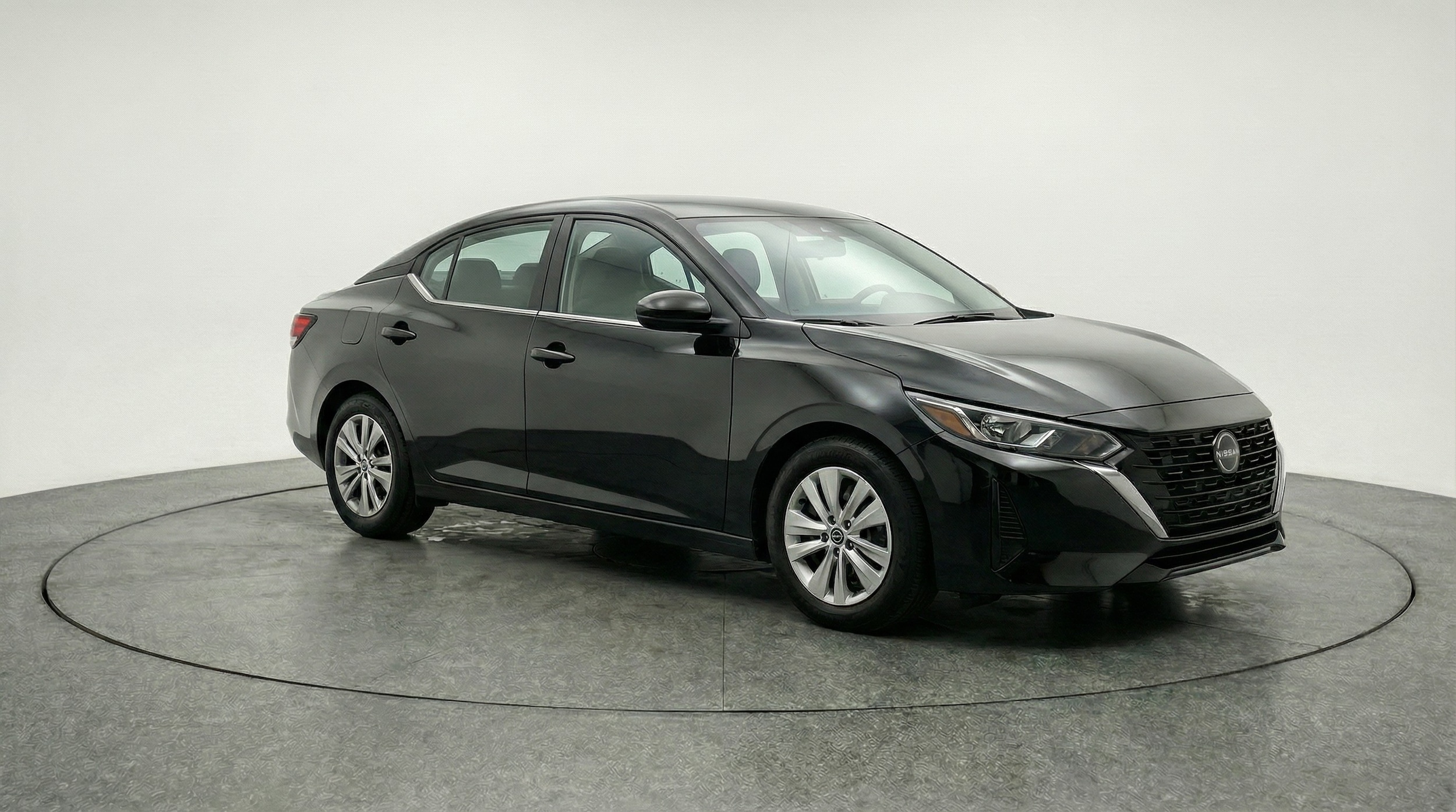 Thumbnail: 2025 Nissan Sentra - 1