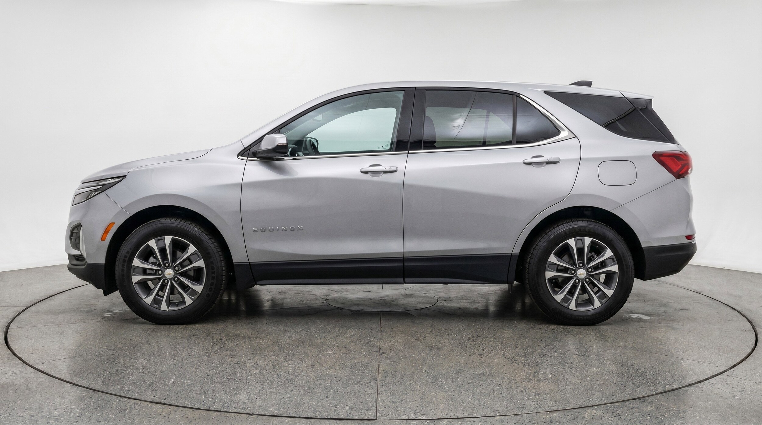 Thumbnail: 2025 Chevrolet Equinox - 5