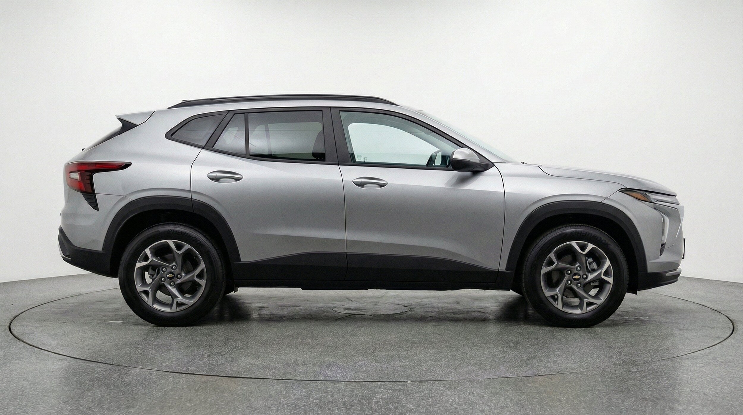 Thumbnail: 2025 Chevrolet Trax - 10