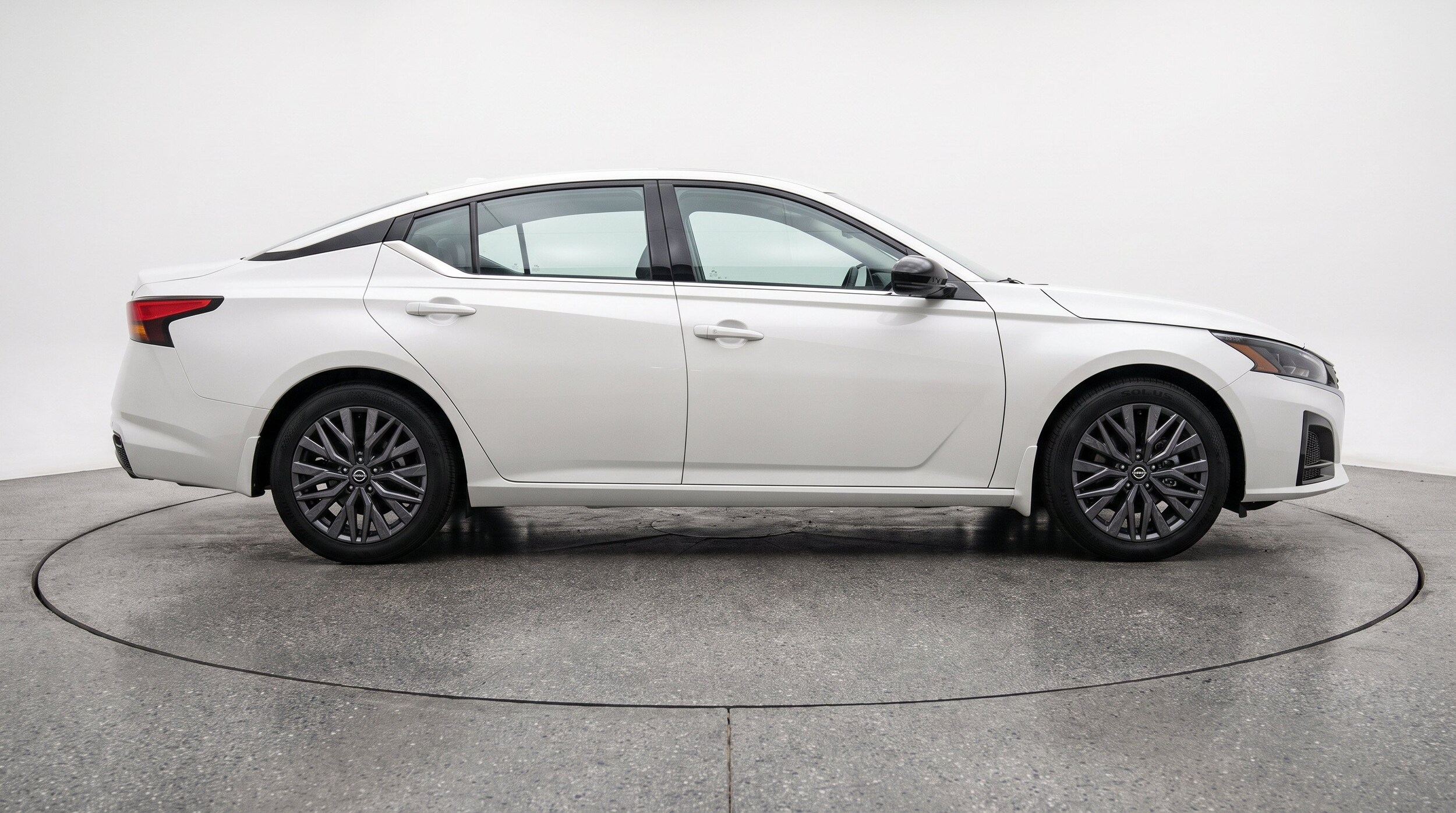 Thumbnail: 2026 Nissan Altima - 10