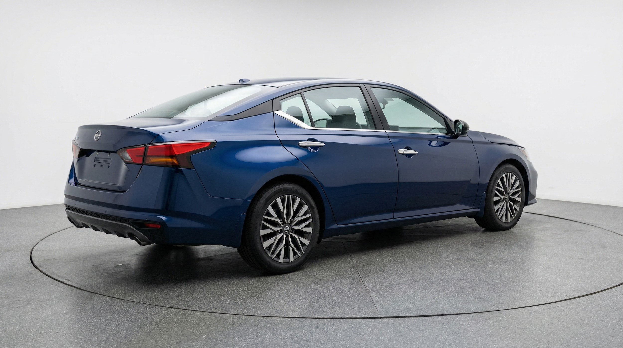 Thumbnail: 2025 Nissan Altima - 7