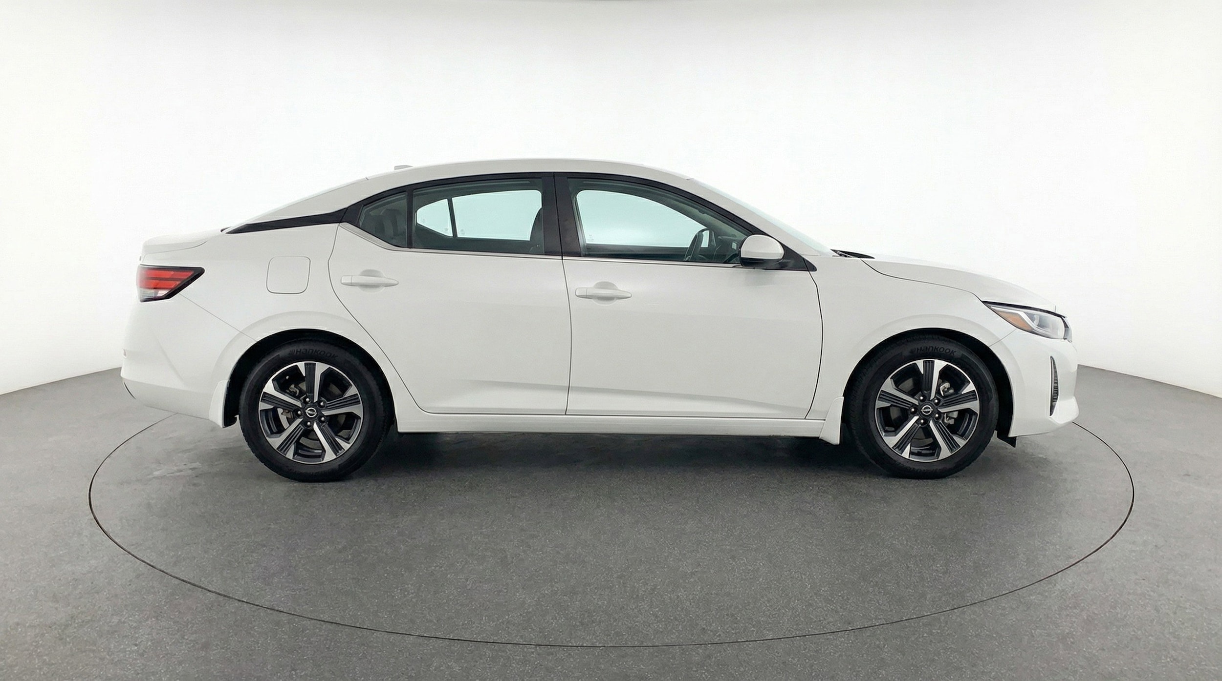 Thumbnail: 2025 Nissan Sentra - 11