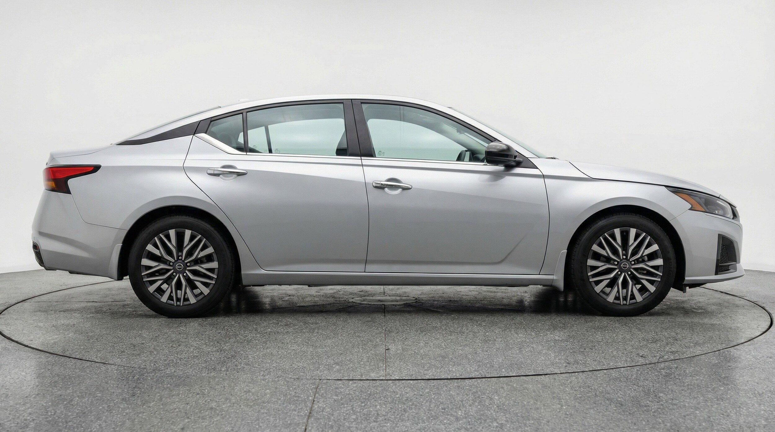 Thumbnail: 2025 Nissan Altima - 11