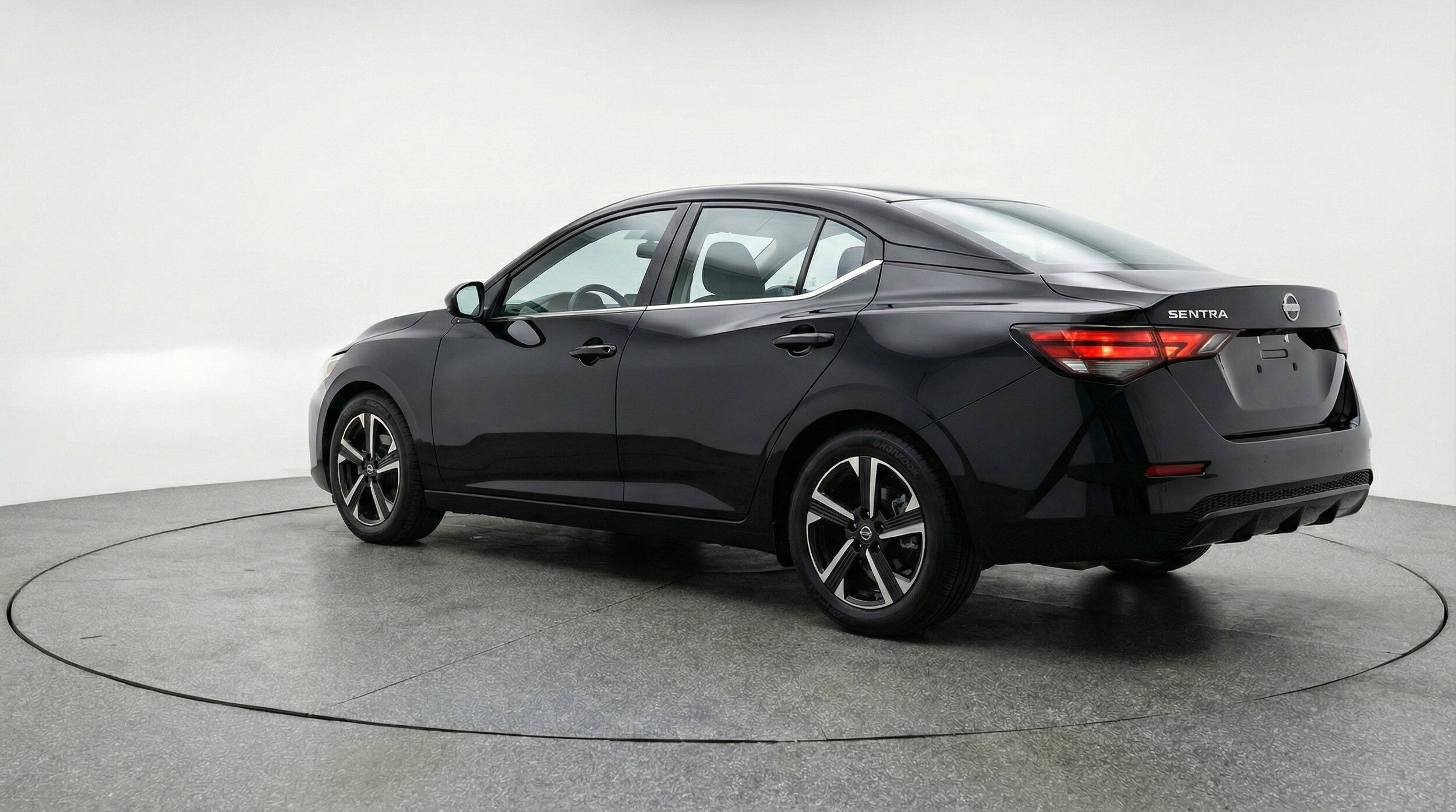 Thumbnail: 2025 Nissan Sentra - 6