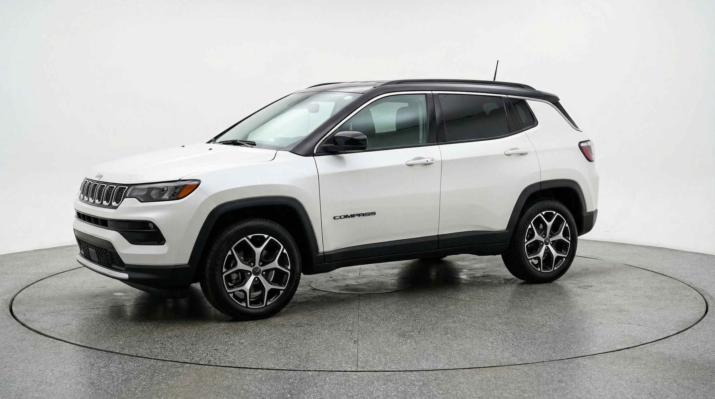 Thumbnail: 2025 Jeep Compass - 3