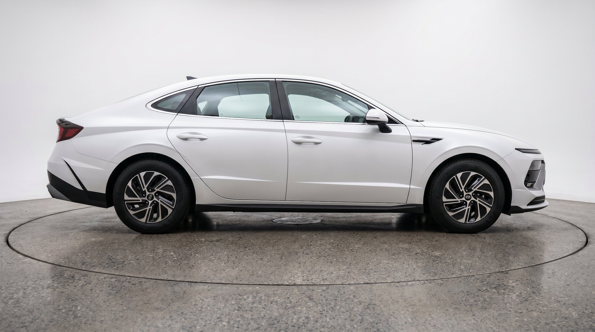 Thumbnail: 2026 Hyundai Sonata - 11