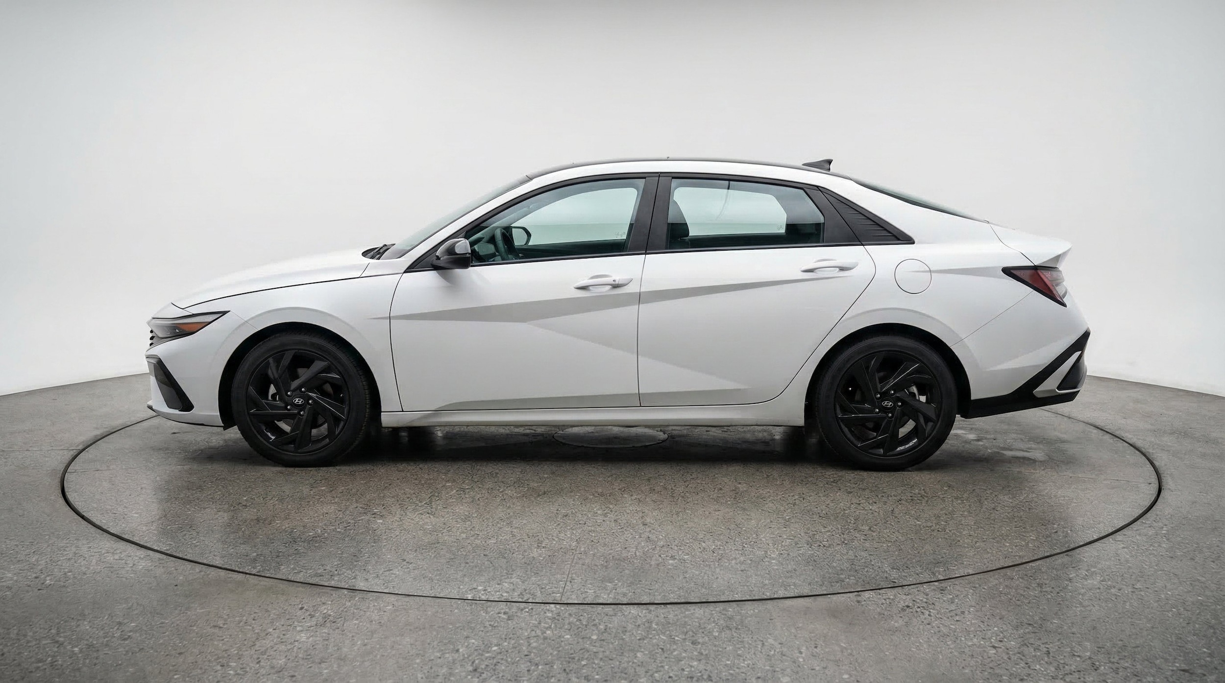 Thumbnail: 2026 Hyundai Elantra - 5