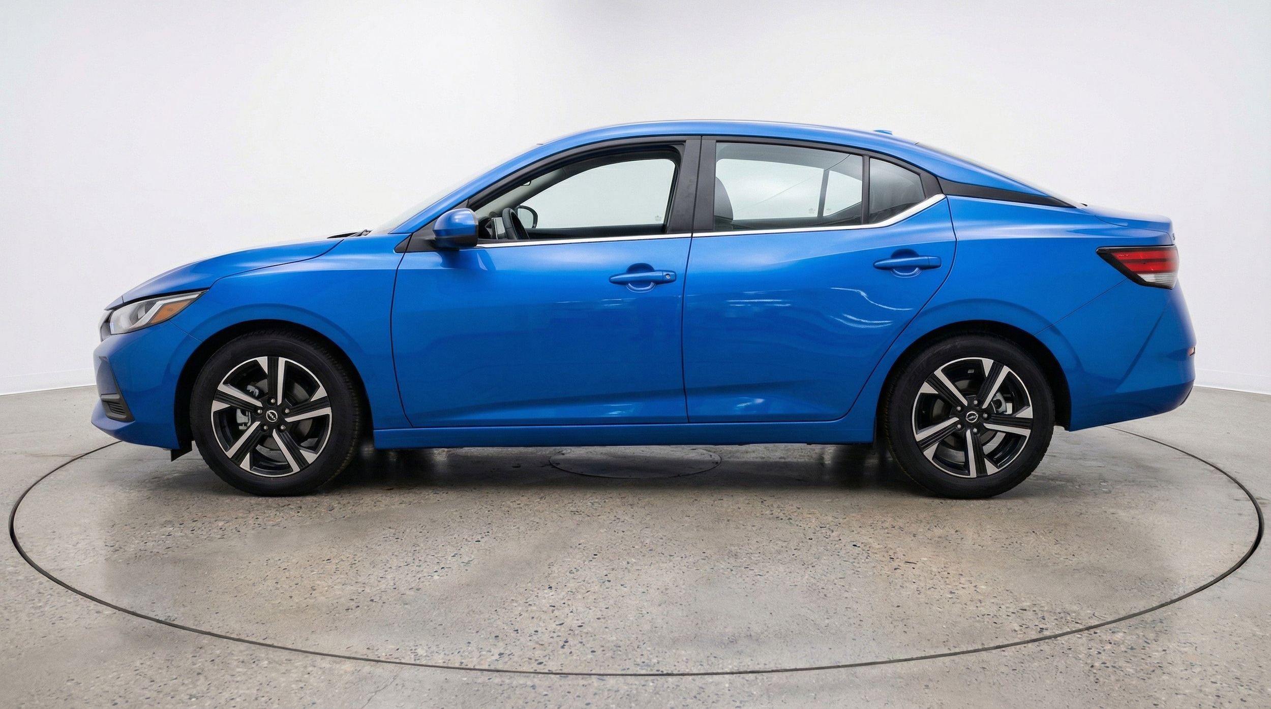 Thumbnail: 2025 Nissan Sentra - 5