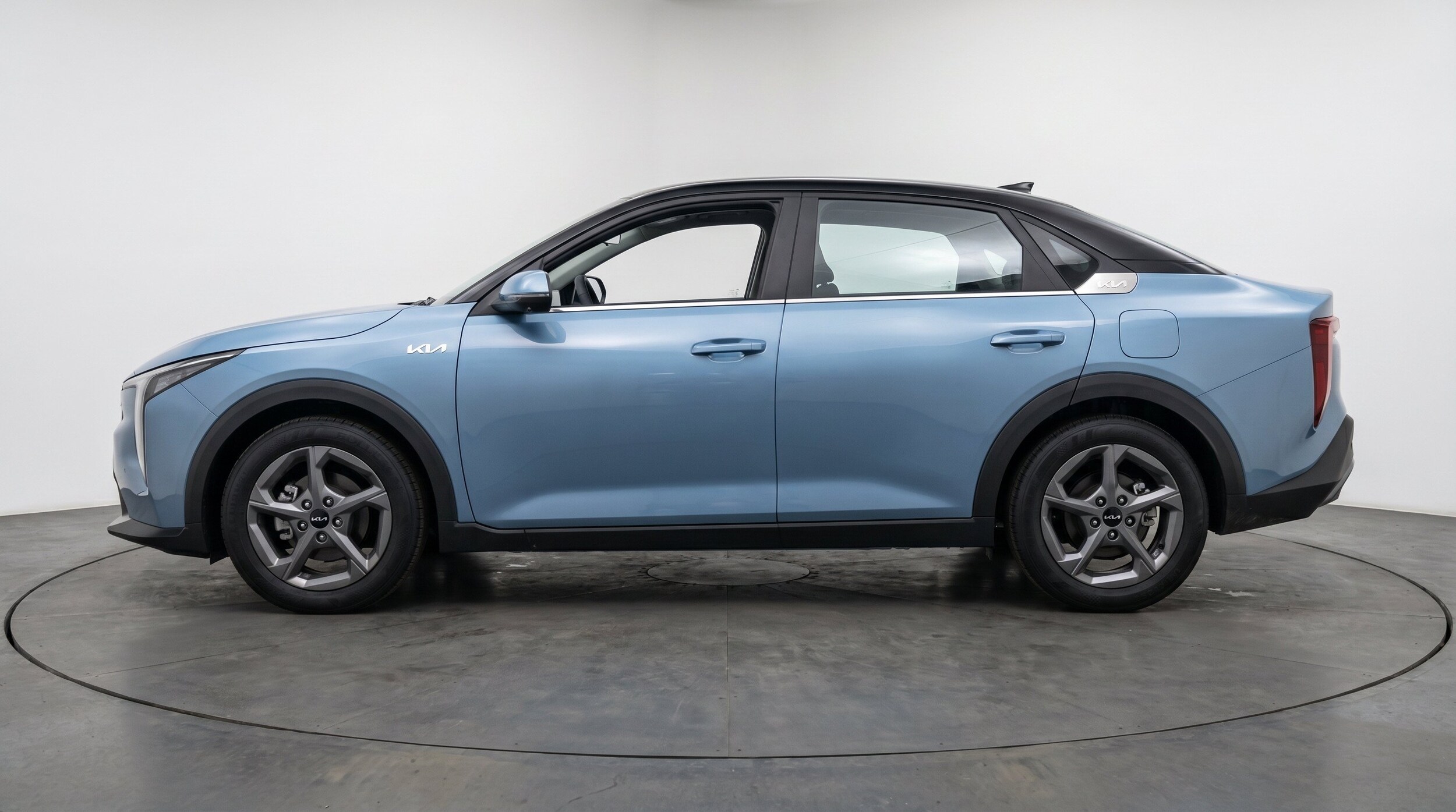 Thumbnail: 2026 Kia K4 - 5