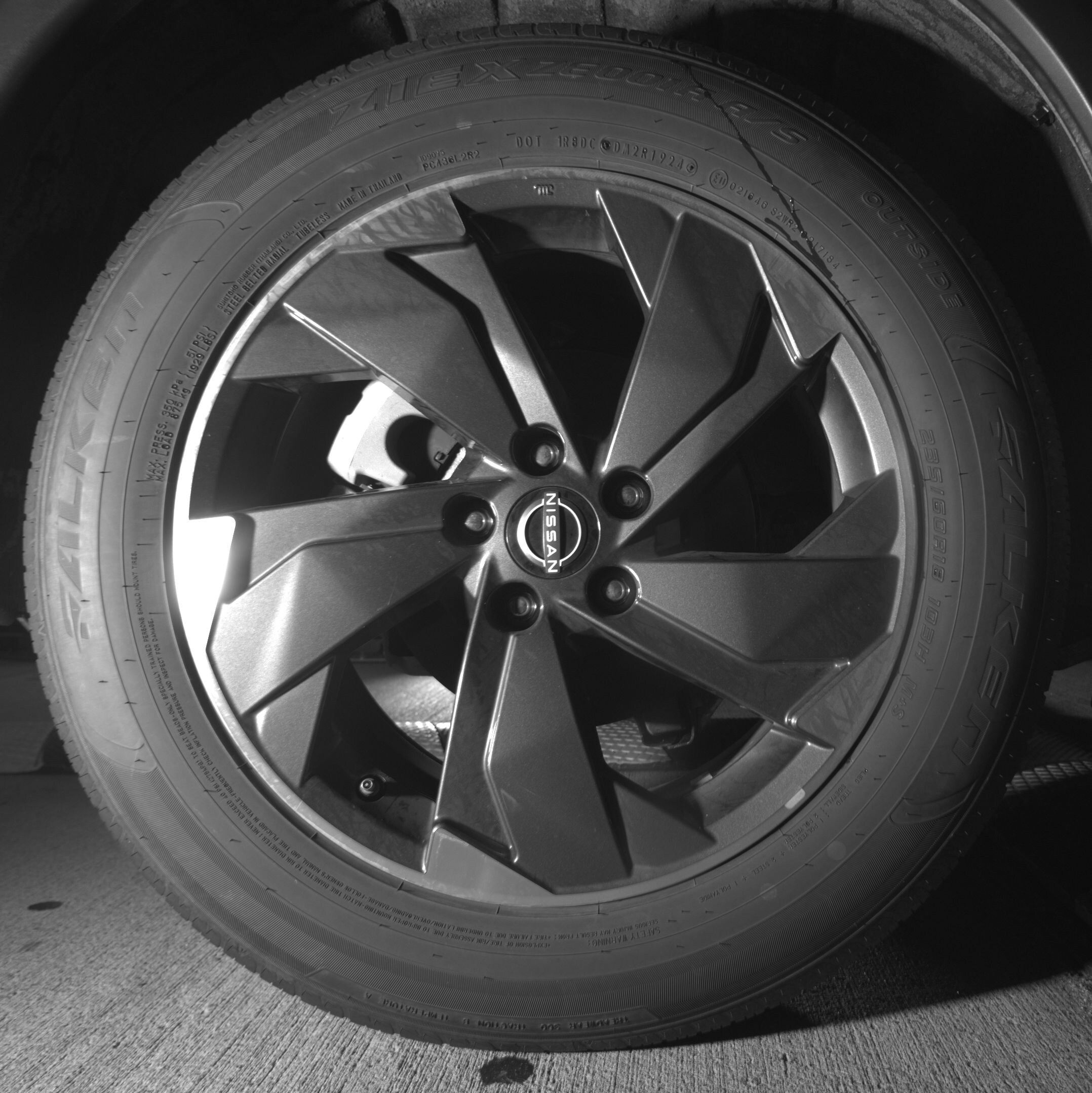 Thumbnail: 2025 Nissan Rogue - 12