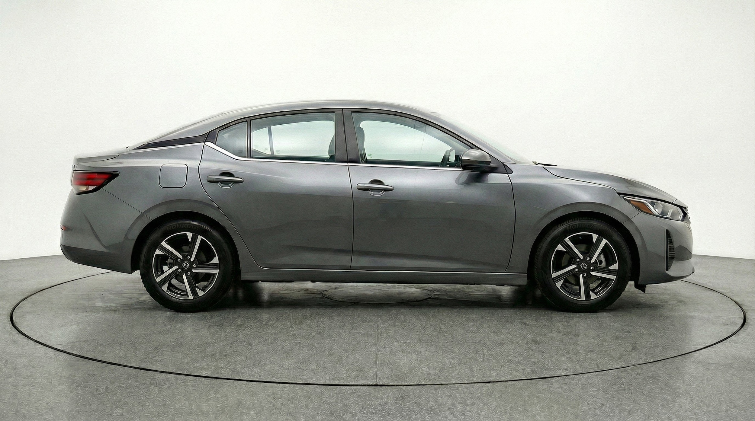 Thumbnail: 2025 Nissan Sentra - 11