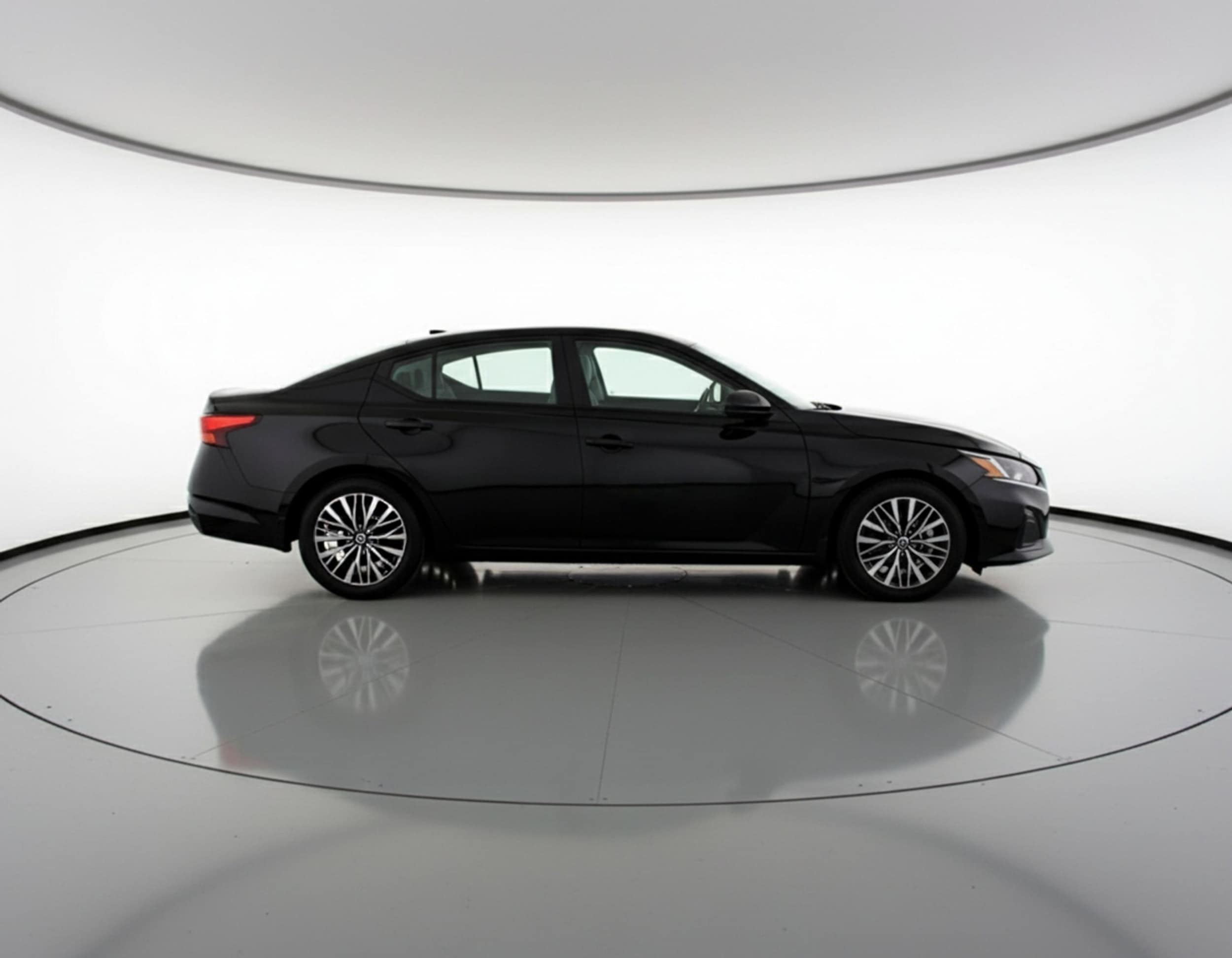 Thumbnail: 2025 Nissan Altima - 8