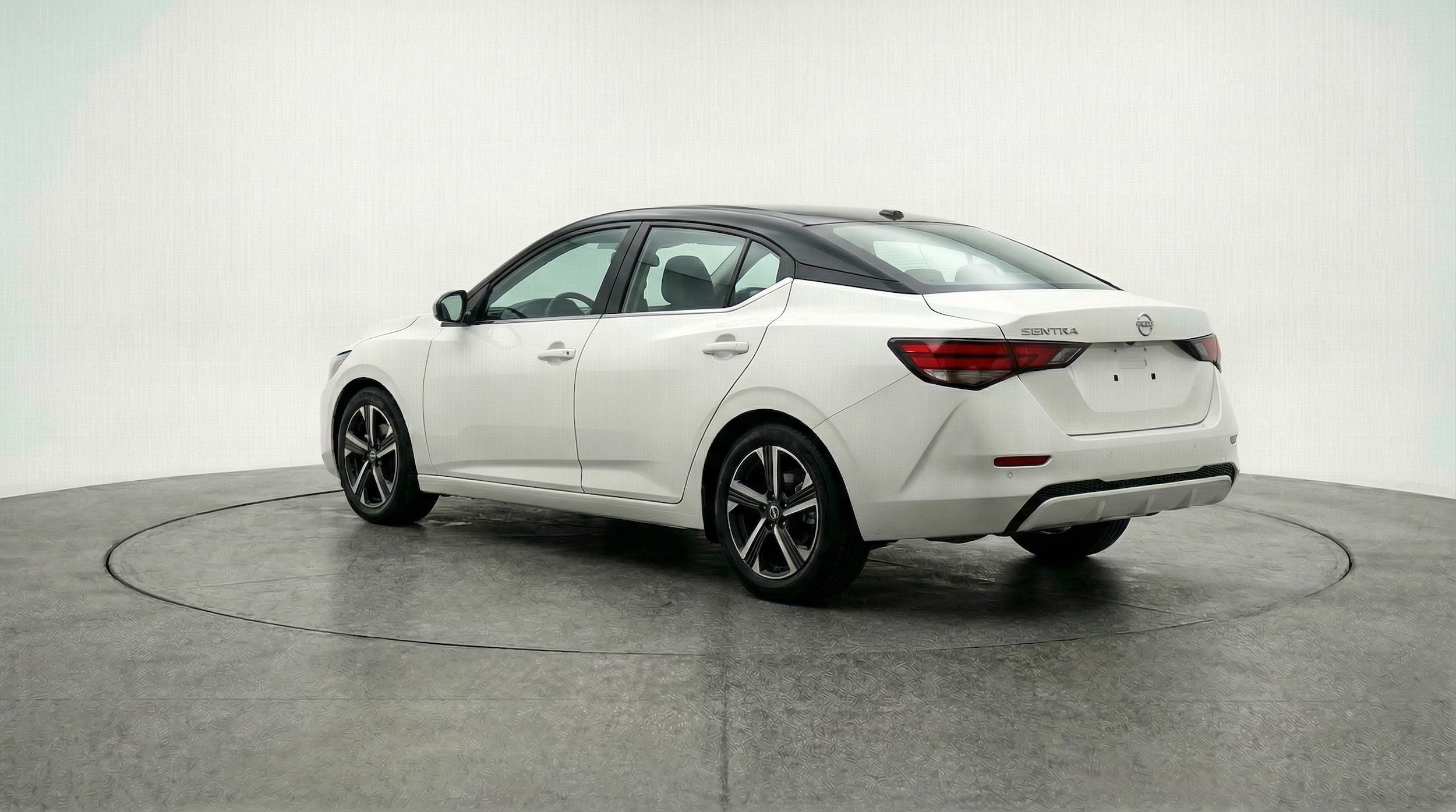 Thumbnail: 2025 Nissan Sentra - 5