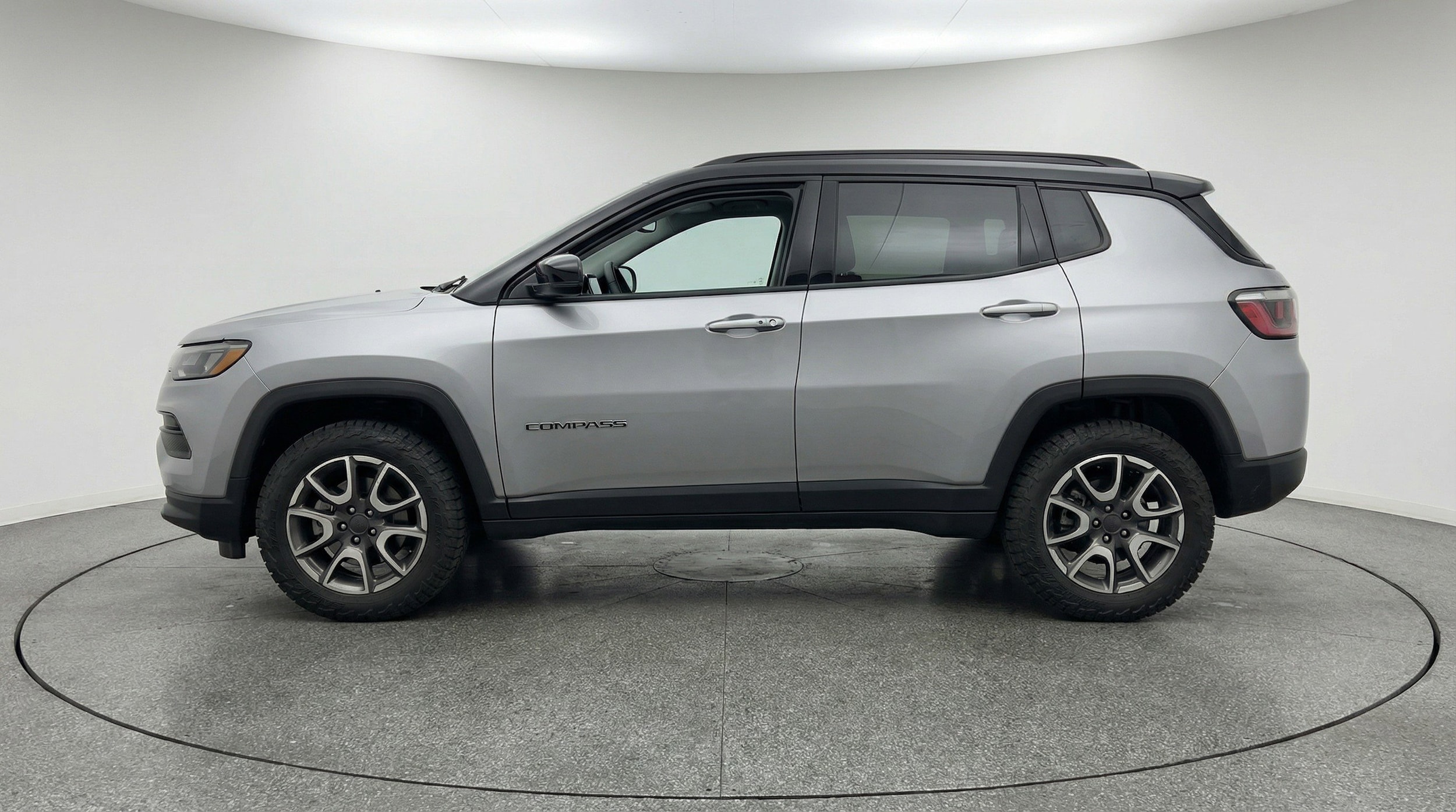 Thumbnail: 2025 Jeep Compass - 5