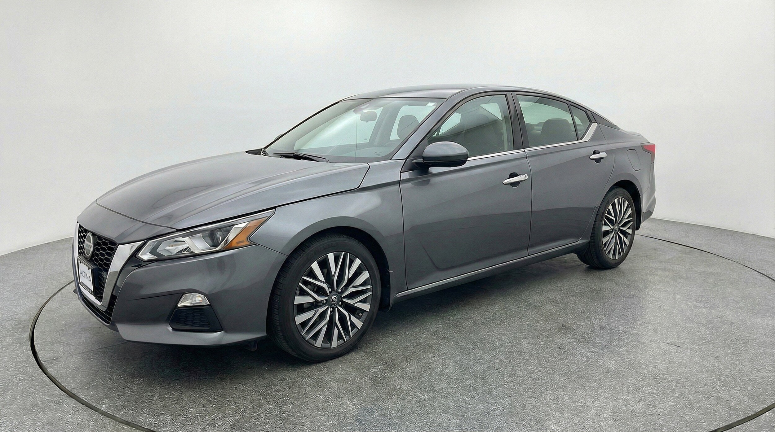 Thumbnail: 2025 Nissan Altima - 3