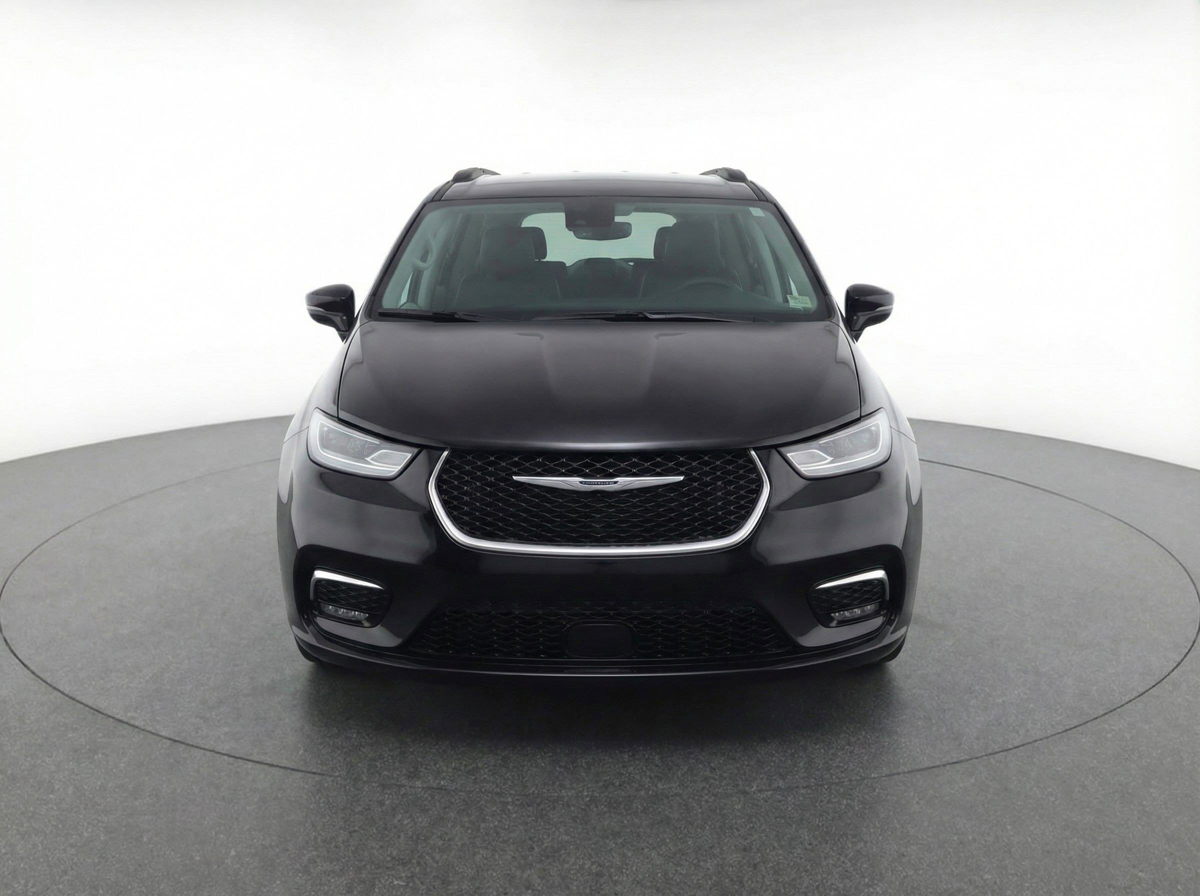 Thumbnail: 2024 Chrysler Pacifica - 2